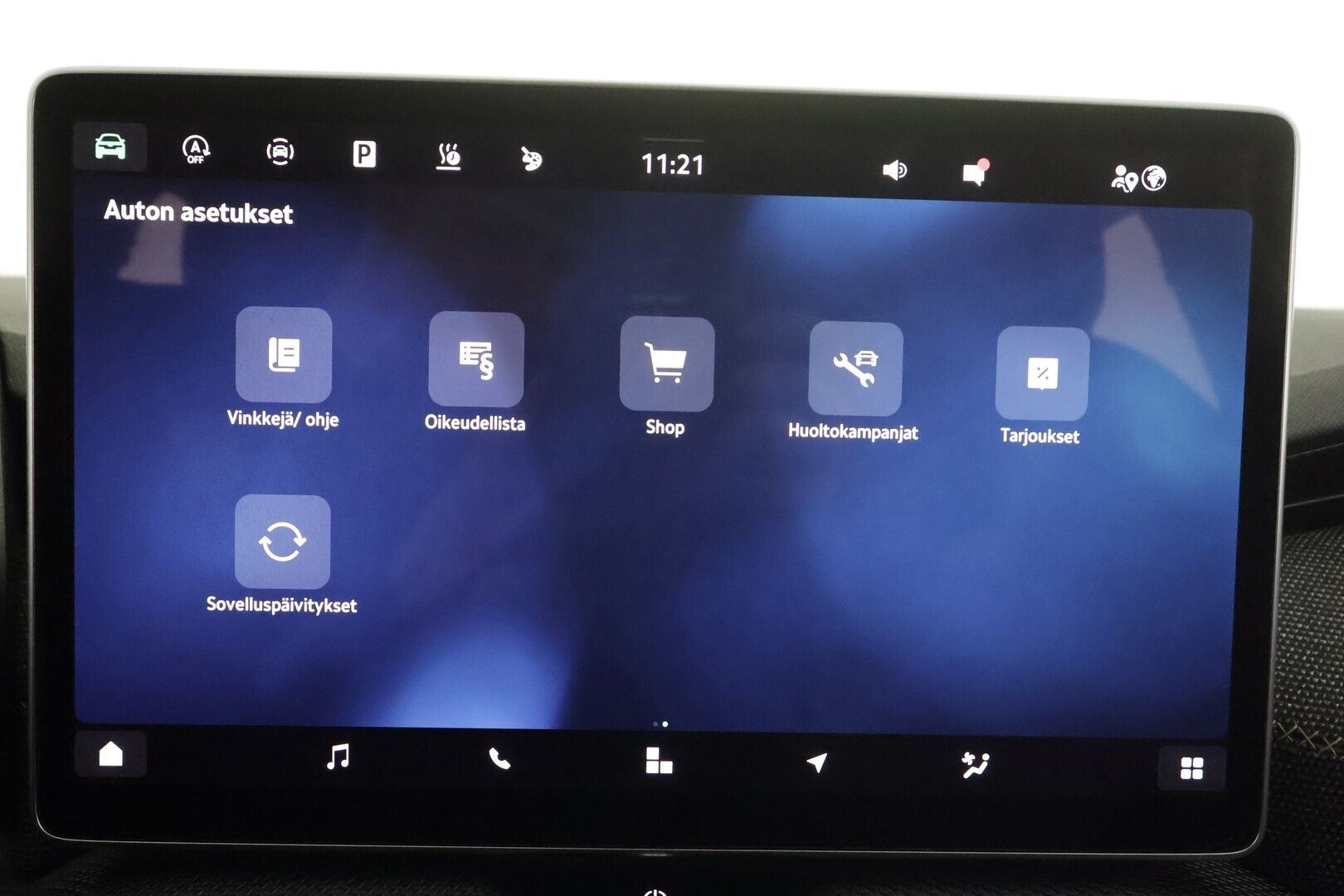 Skoda Kodiaq 2024 1.5 TSI eTEC Style DSG 7-P * Webasto / Koukku / ACC / Matrix / P.kamera / Sportpenkit Muistilla / Navi * - Harvinainen 7 paikkainen / 1-om Suomi-auto / Kahdet renkaat aluvanteilla / Merkkihuollot - HULLUT AVAJAISHULINAT KORKOTARJOUS 3,29 %