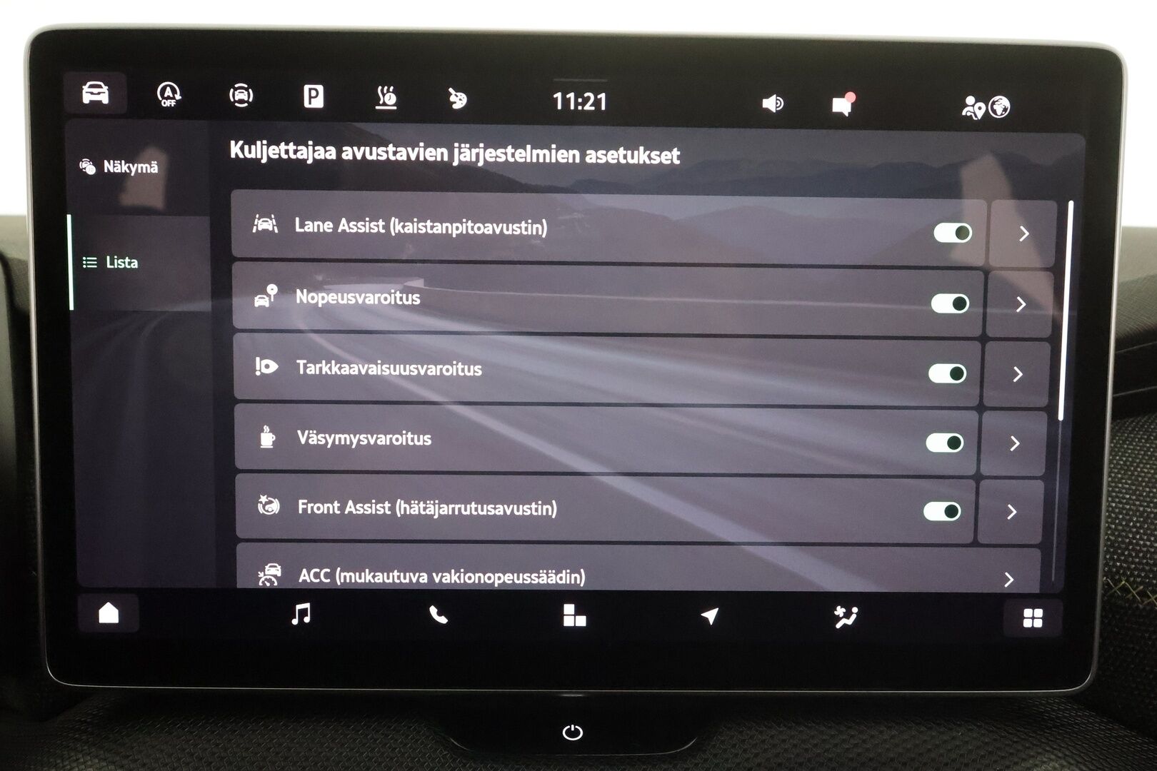 Skoda Kodiaq 2024 1.5 TSI eTEC Style DSG 7-P * Webasto / Koukku / ACC / Matrix / P.kamera / Sportpenkit Muistilla / Navi * - Harvinainen 7 paikkainen / 1-om Suomi-auto / Kahdet renkaat aluvanteilla / Merkkihuollot - HULLUT AVAJAISHULINAT KORKOTARJOUS 3,29 %