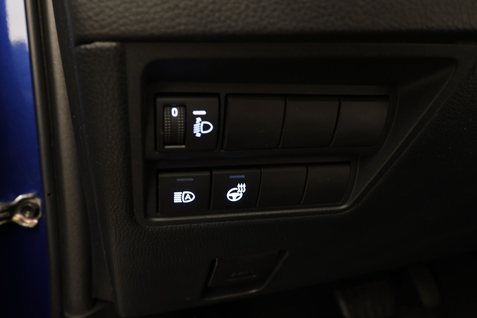 Toyota Yaris 2024 1,5 Hybrid Active Plus * 1.Om Suomi-auto / ACC / P.kamera / Navi / KeylessGo / Kaistavahti / Ratinlämmitin * - 2xRenkaat / Merkkihuollettu - HULLUT BLACKWEEK JATKOT - KORKOTARJOUS 2,49%