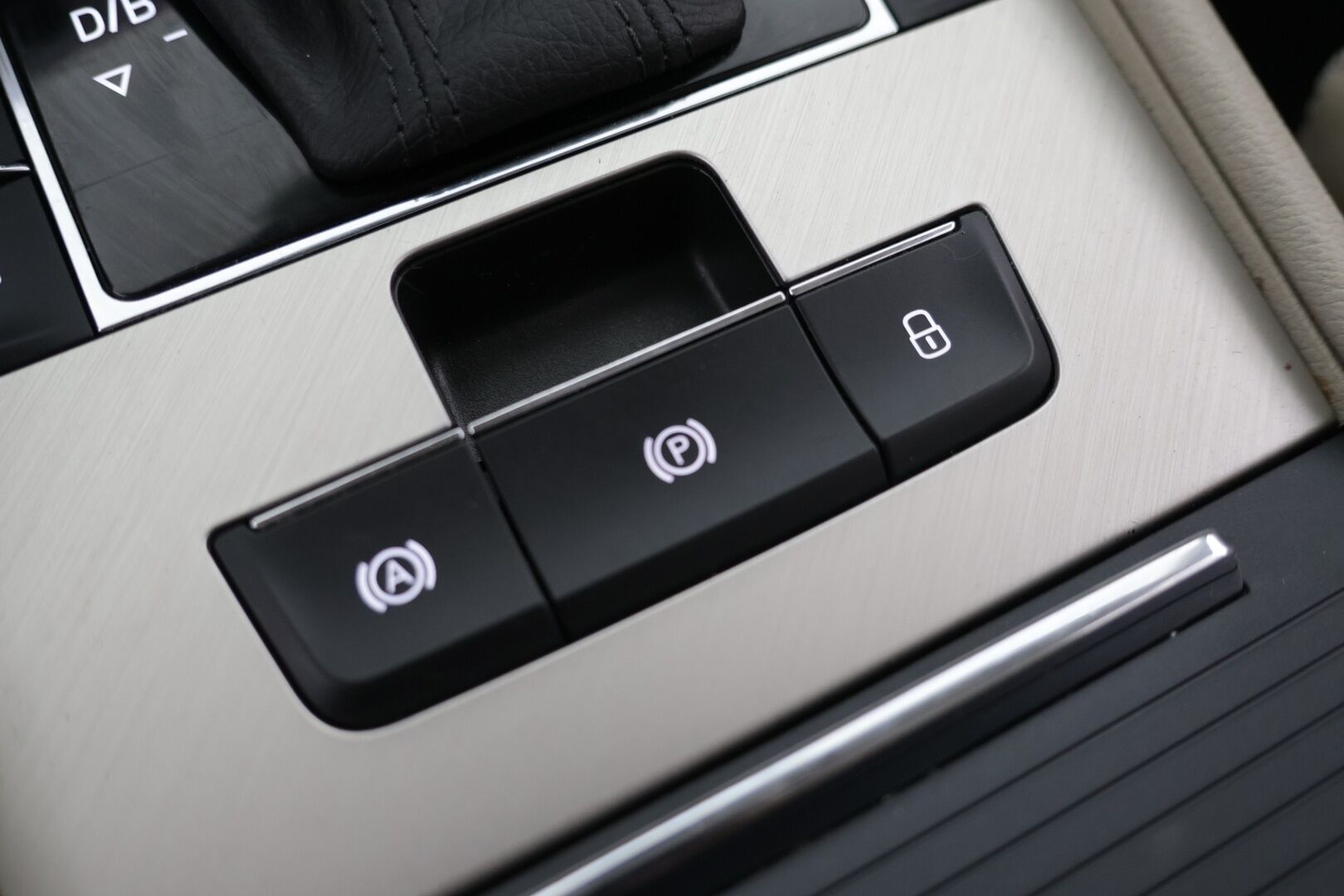SKODA SUPERB 2020 1.4 TSI PHEV Combi Style iV  DSG Autom. / Panorama / Keyless / Vakkari / Navi / Smartlink / LED * - Huippuvarusteet / Siisti yksilö / Kattavasti huollettu!