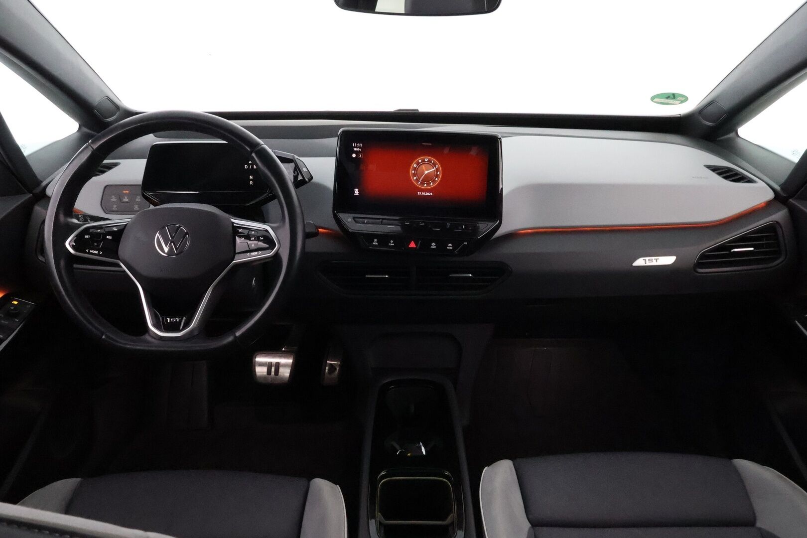 VOLKSWAGEN ID.3 2021 1ST Max 150 kW, akku 58 kWh * Lämpöpumppu / Adapt.Vakkari / HUD / Matrix LED / Peruutuskamera / Hieronta / Panorama - *Supervarusteltu / Juuri saapunut Tampereelle!* - HULLU BLACKWEEK KORKOTARJOUS 2,49%