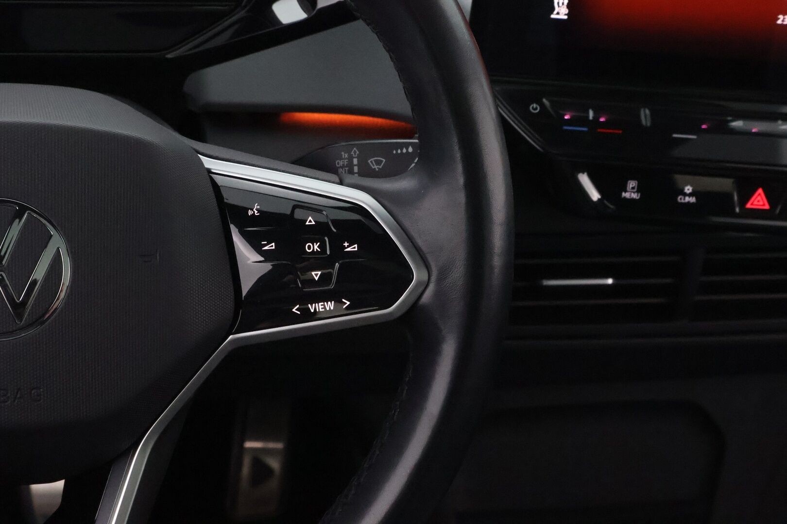 VOLKSWAGEN ID.3 2021 1ST Max 150 kW, akku 58 kWh * Lämpöpumppu / Adapt.Vakkari / HUD / Matrix LED / Peruutuskamera / Hieronta / Panorama - *Supervarusteltu / Juuri saapunut Tampereelle!*