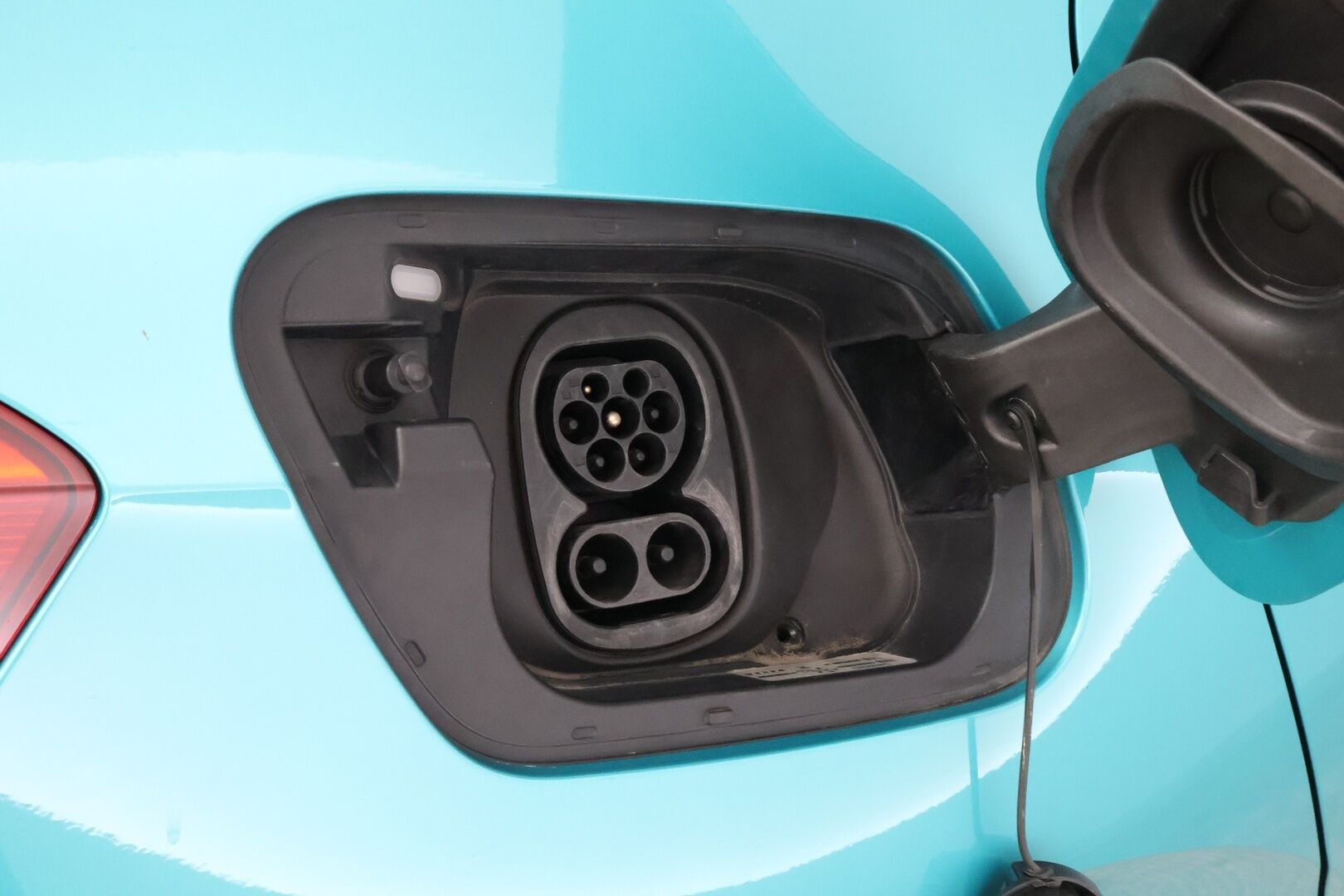 VOLKSWAGEN ID.3 2021 1ST Max 150 kW, akku 58 kWh * Lämpöpumppu / Adapt.Vakkari / HUD / Matrix LED / Peruutuskamera / Hieronta / Panorama - *Supervarusteltu / Juuri saapunut Tampereelle!*