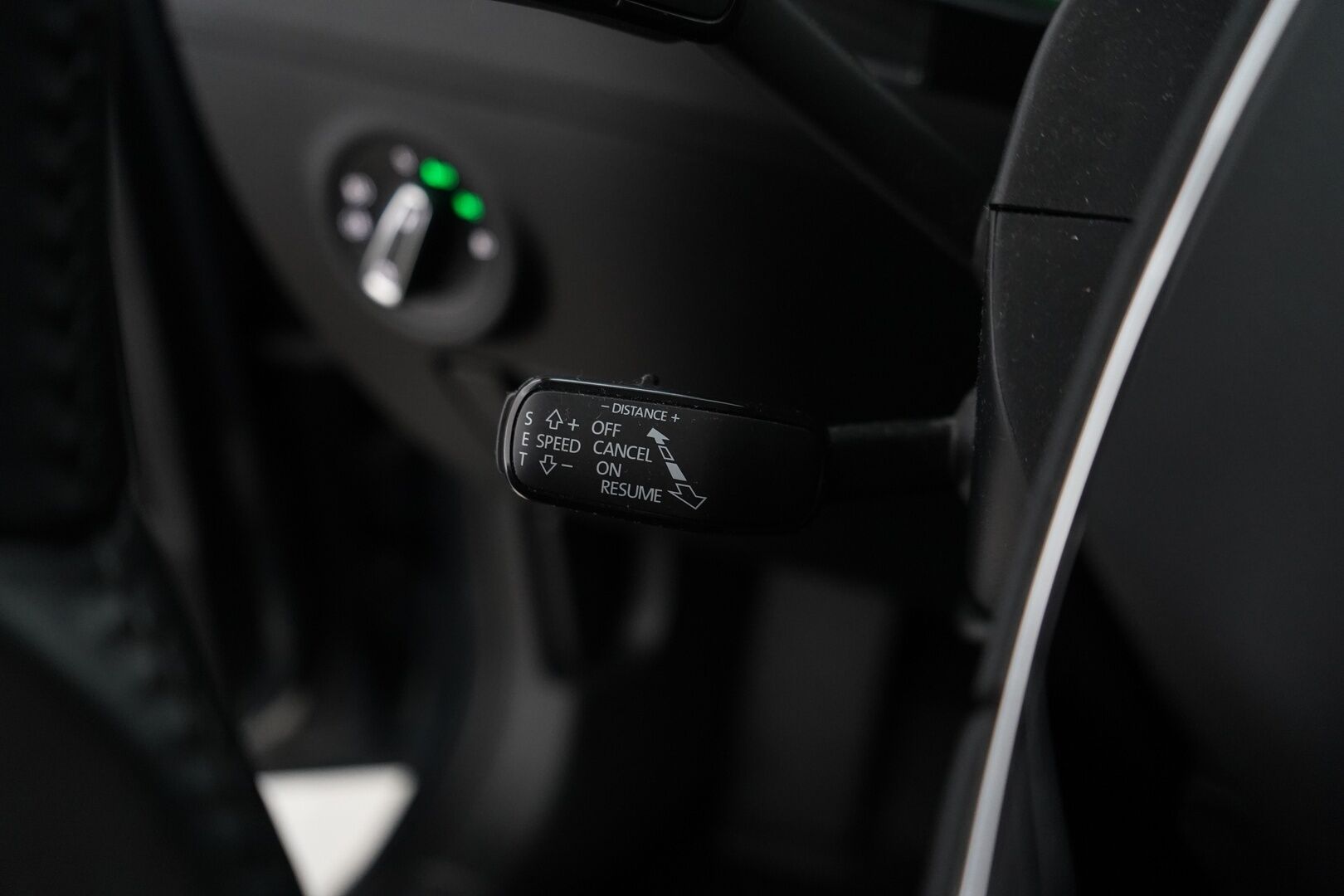 Skoda Superb 2022 1.4 TSI PHEV Style iV Combi * Webasto / ACC / Muistipenkki hieronnalla / Koukku / Blis  / Nahka-Alcantara * - 2x vanteet / Akku kuntotarkastettu / Viimeisin huolto 136tkm / Black-edition - HULLUT VÄLIPÄIVÄT KORKOTARJOUS 2,49%