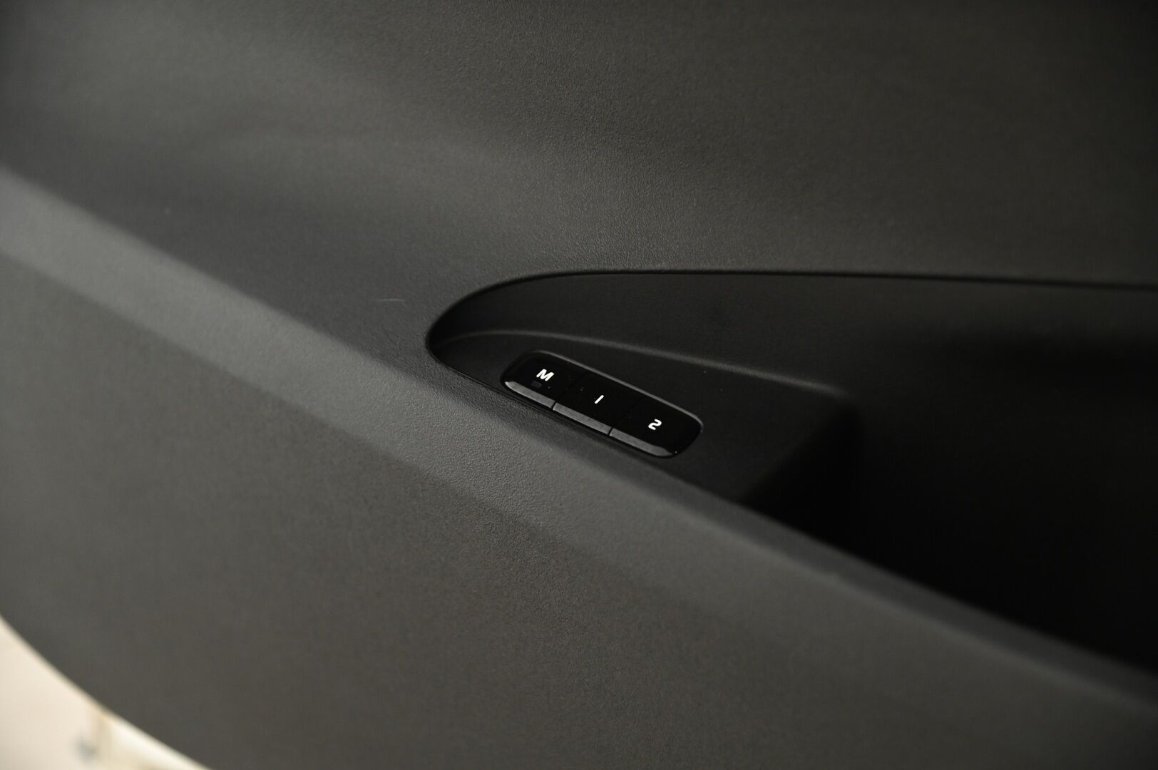 Polestar 2 2021 Long Range Dual Motor Performance - 3,99 % KORKOTARJOUS TÄHÄN AUTOON - Pilot & Plus / Adapt.vakkari / 360 kamera / Pixel LED / H&K / Apple&Android / Keyless / Sporttipenkit