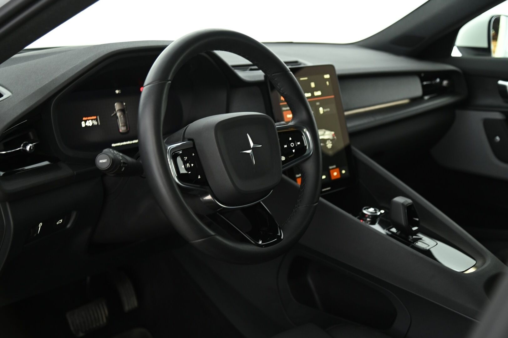 Polestar 2 2021 Long Range Dual Motor Performance - 3,99 % KORKOTARJOUS TÄHÄN AUTOON - Pilot & Plus / Adapt.vakkari / 360 kamera / Pixel LED / H&K / Apple&Android / Keyless / Sporttipenkit