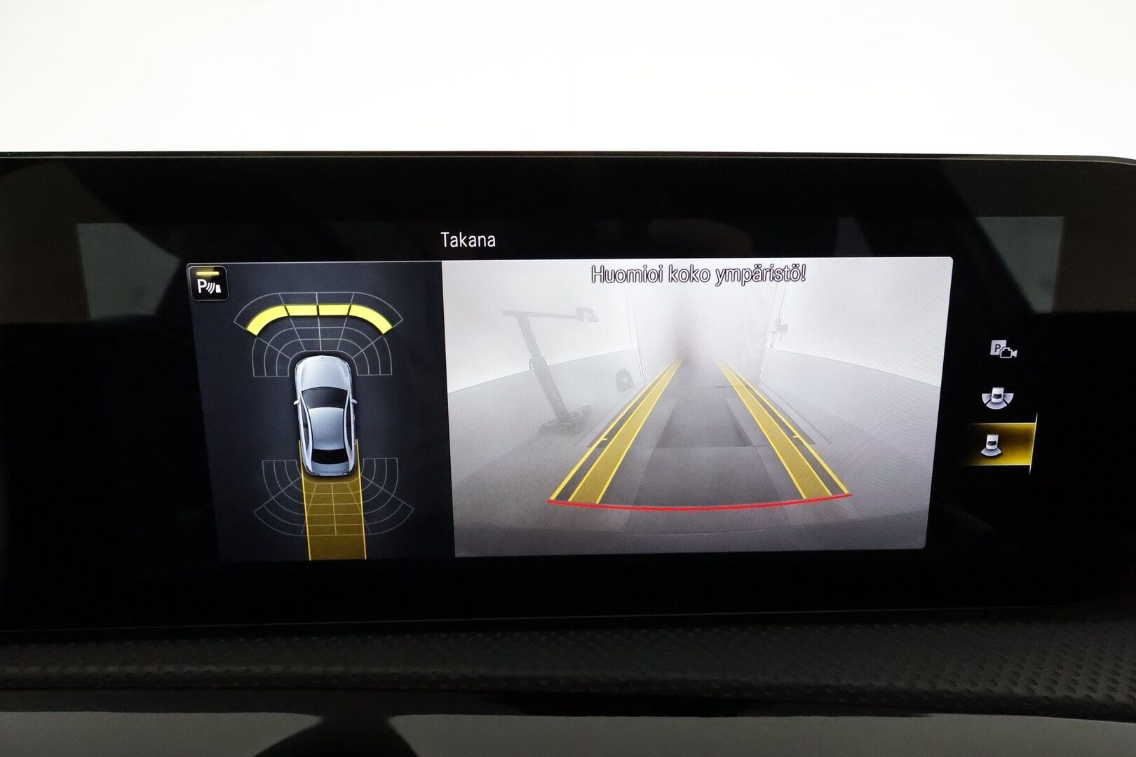 Mercedes-Benz A 2021 250 e A sedan Business AMG **Burmester / Panorama / Adapt.vakkari / Multibeam LED / Muistipenkit / Keyless / P.kamera** - SoH 96,9% /  / Night-paketti / Widescreen / Nahkasisusta / Apple&Android / Akku kuntotarkastettu!