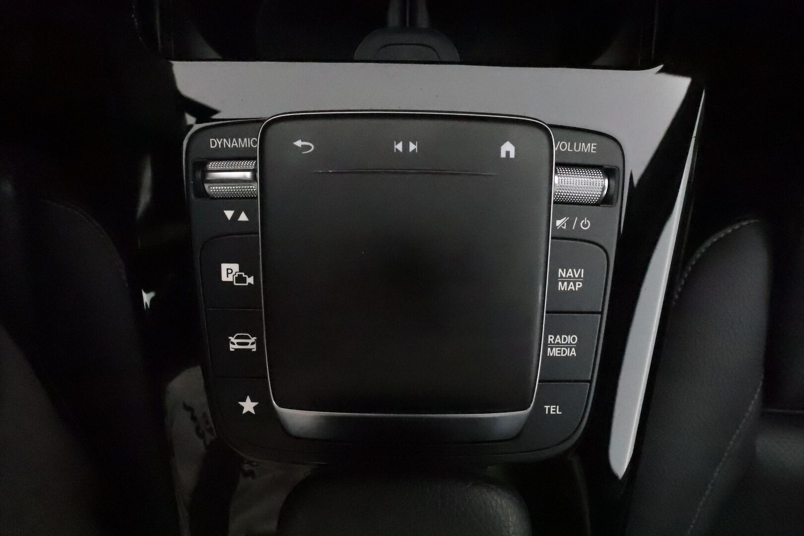 Mercedes-Benz A 2021 250 e A sedan Business AMG **Burmester / Panorama / Adapt.vakkari / Multibeam LED / Muistipenkit / Keyless / P.kamera** - SoH 96,9% /  / Night-paketti / Widescreen / Nahkasisusta / Apple&Android / Akku kuntotarkastettu!