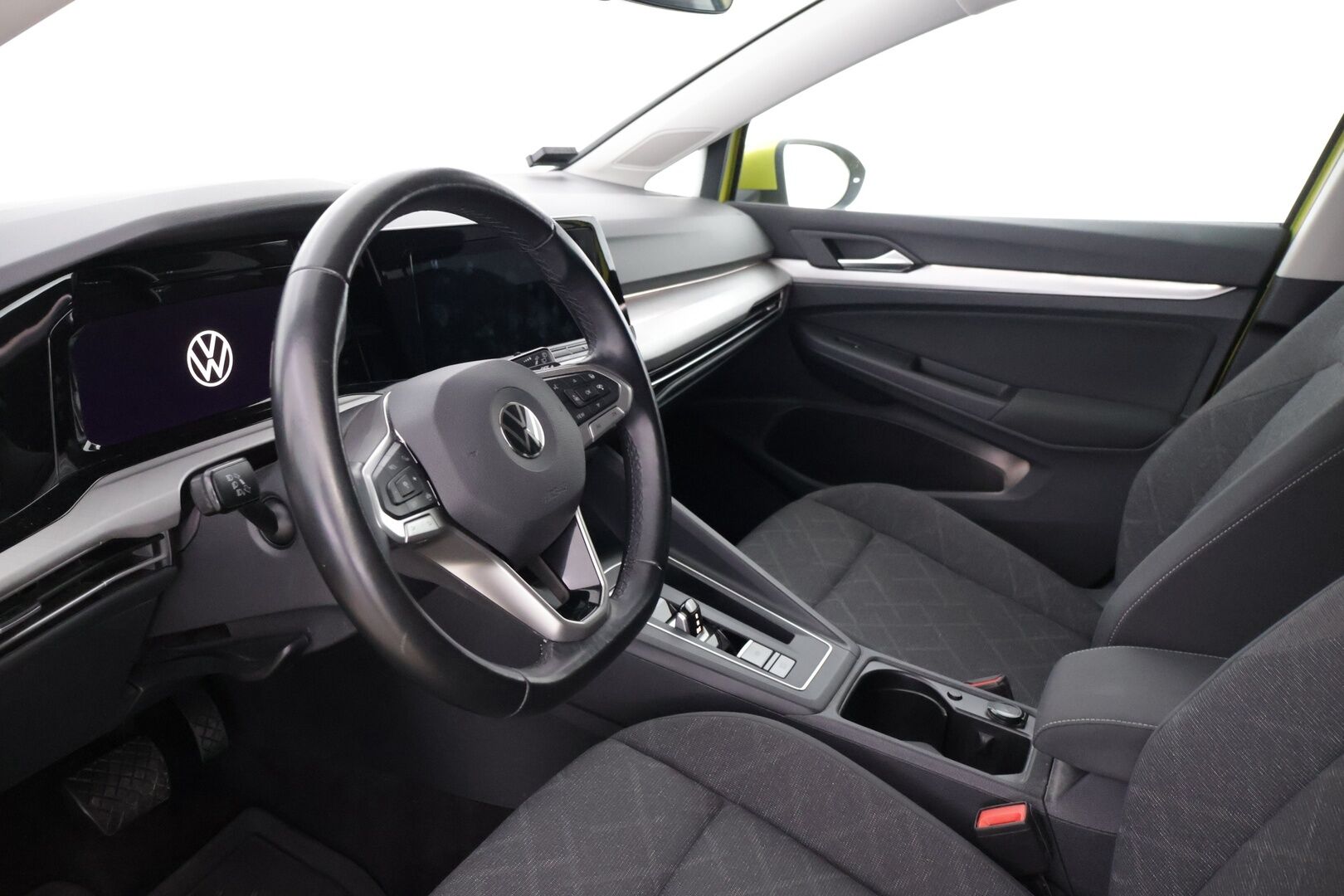 Volkswagen Golf 2021 Variant Comfort 1,5 eTSI 96 kW MHEV DSG - | Webasto | Vetokoukku | Lohko | ACC | S.Luukku | P.Kamera | Digimittaristo | LED |