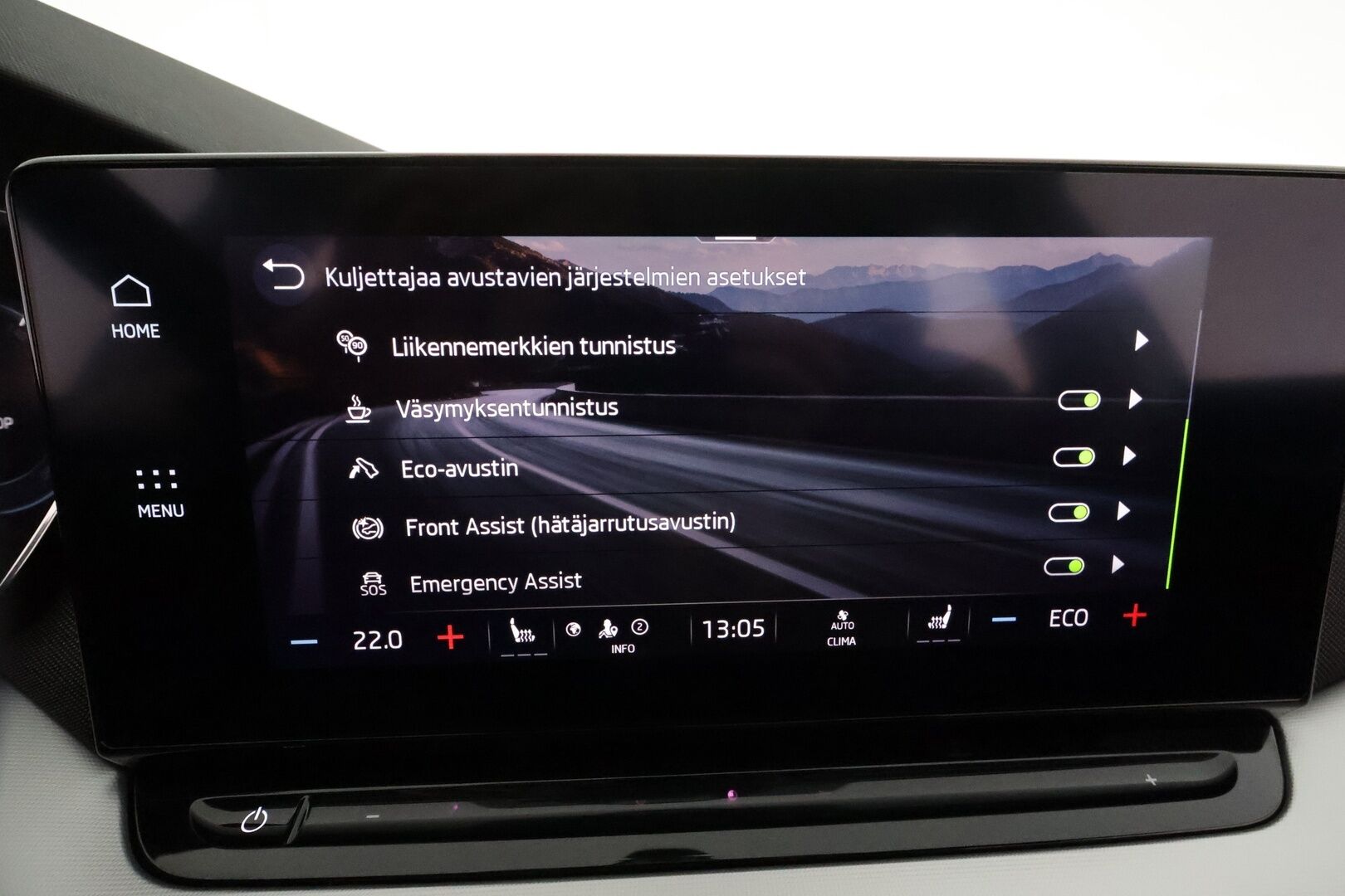 Skoda Octavia 2021 Combi 1.4 TSI PHEV Style iV DSG Autom. ** Webasto / Adapt.Vakkari / Matrix-LED / P.Kamera / Canton / Muistipenkki ** - 2x Latauskaapelit / Kahdet renkaat / Akku Kuntotarkistettu!