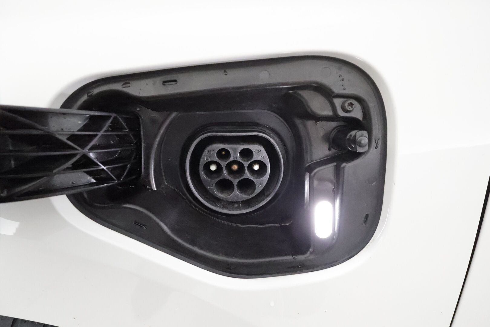 Skoda Octavia 2021 Combi 1.4 TSI PHEV Style iV DSG Autom. ** Webasto / Adapt.Vakkari / Matrix-LED / P.Kamera / Canton / Muistipenkki ** - 2x Latauskaapelit / Kahdet renkaat / Akku Kuntotarkistettu!