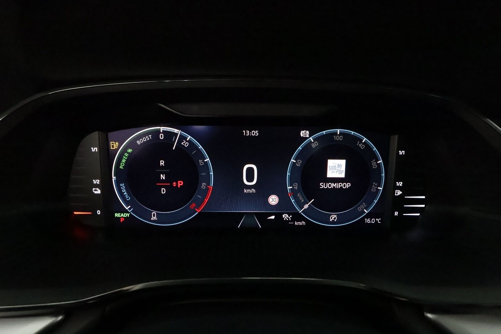 Skoda Octavia 2021 Combi 1.4 TSI PHEV Style iV DSG Autom. ** Webasto / Adapt.Vakkari / Matrix-LED / P.Kamera / Canton / Muistipenkki ** - 2x Latauskaapelit / Kahdet renkaat / Akku Kuntotarkistettu!