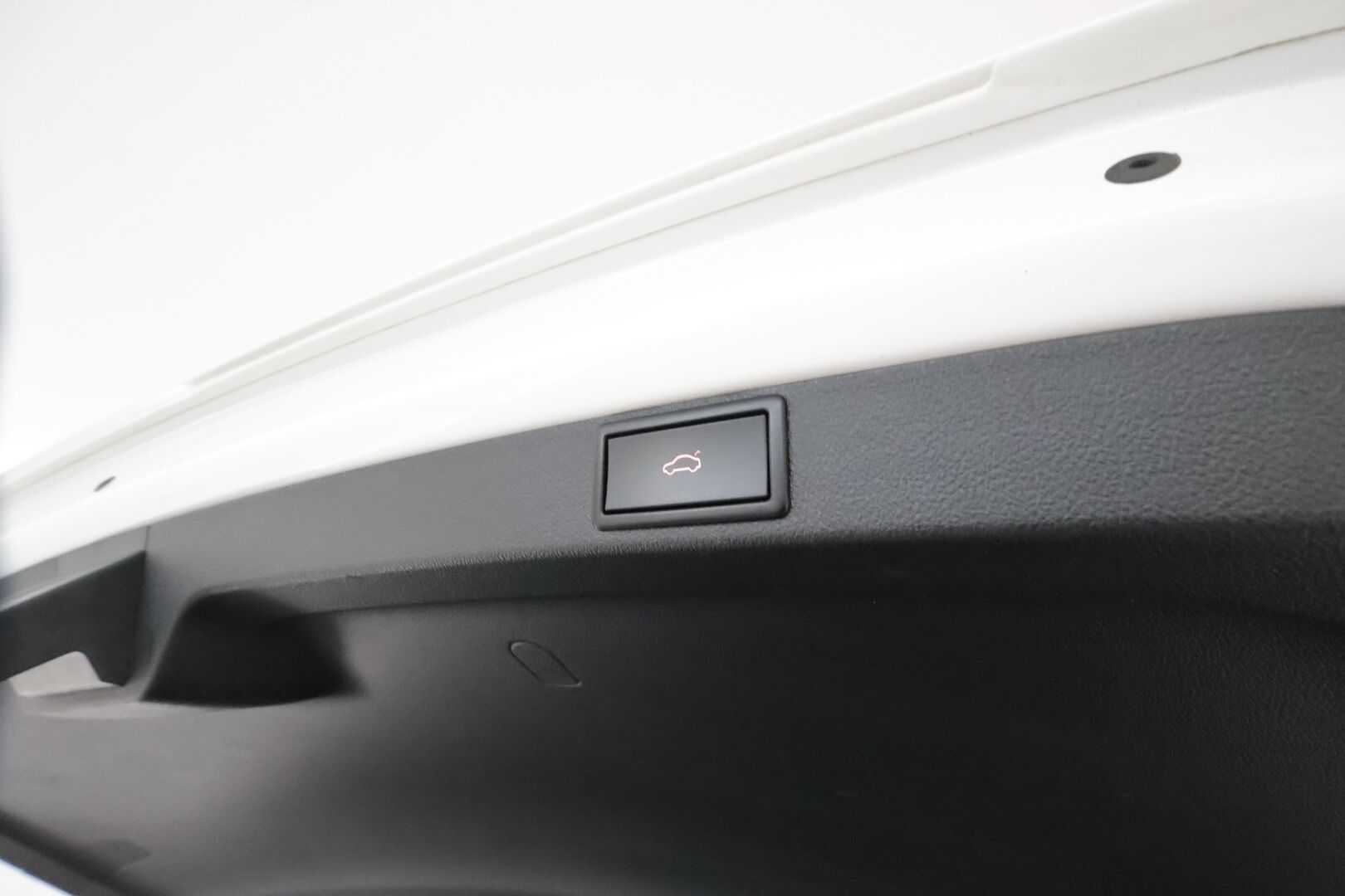 Skoda Octavia 2021 Combi 1.4 TSI PHEV Style iV DSG Autom. ** Webasto / Adapt.Vakkari / Matrix-LED / P.Kamera / Canton / Muistipenkki ** - 2x Latauskaapelit / Kahdet renkaat / Akku Kuntotarkistettu!