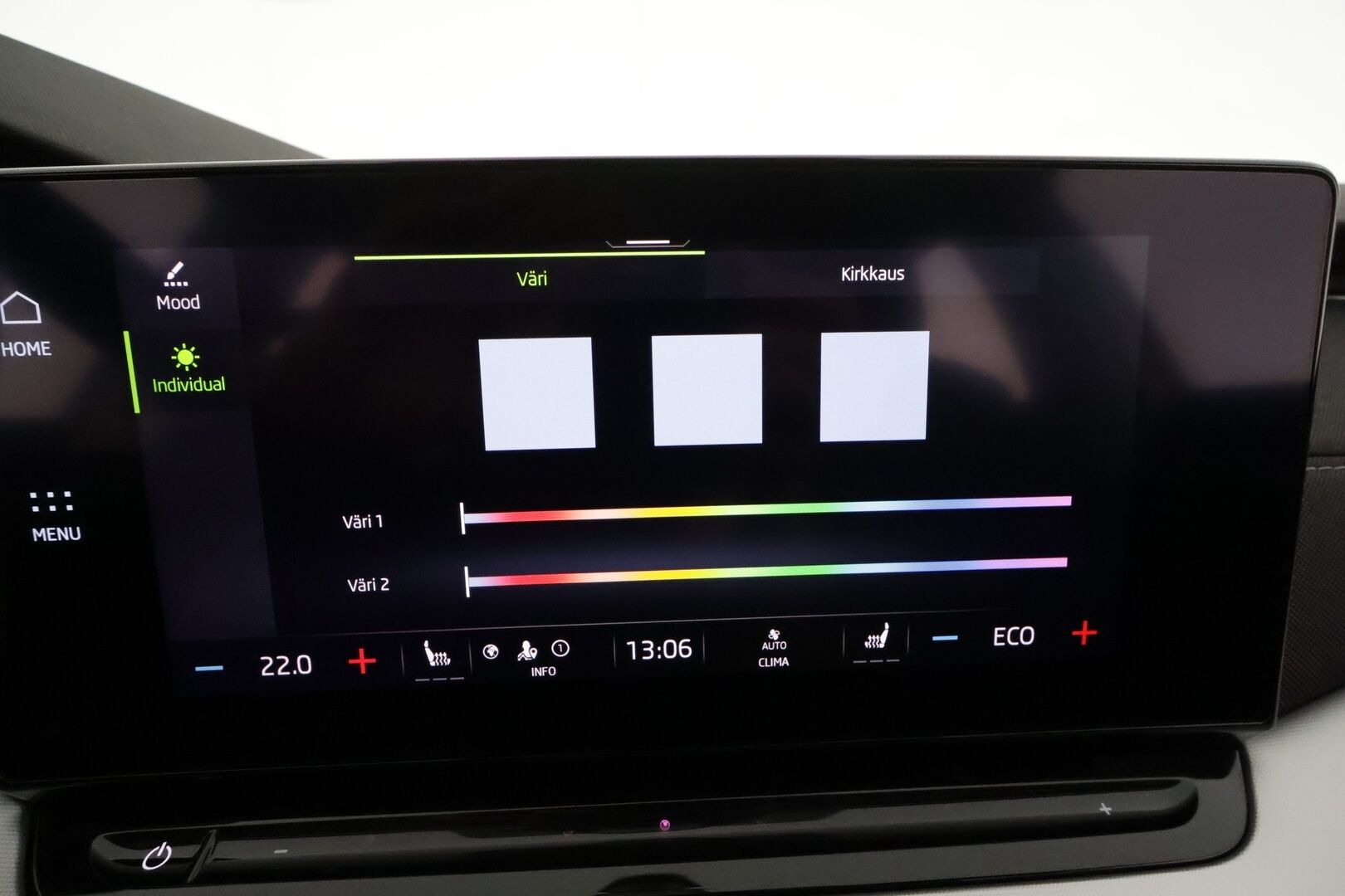 Skoda Octavia 2021 Combi 1.4 TSI PHEV Style iV DSG Autom. ** Webasto / Adapt.Vakkari / Matrix-LED / P.Kamera / Canton / Muistipenkki ** - 2x Latauskaapelit / Kahdet renkaat / Akku Kuntotarkistettu!