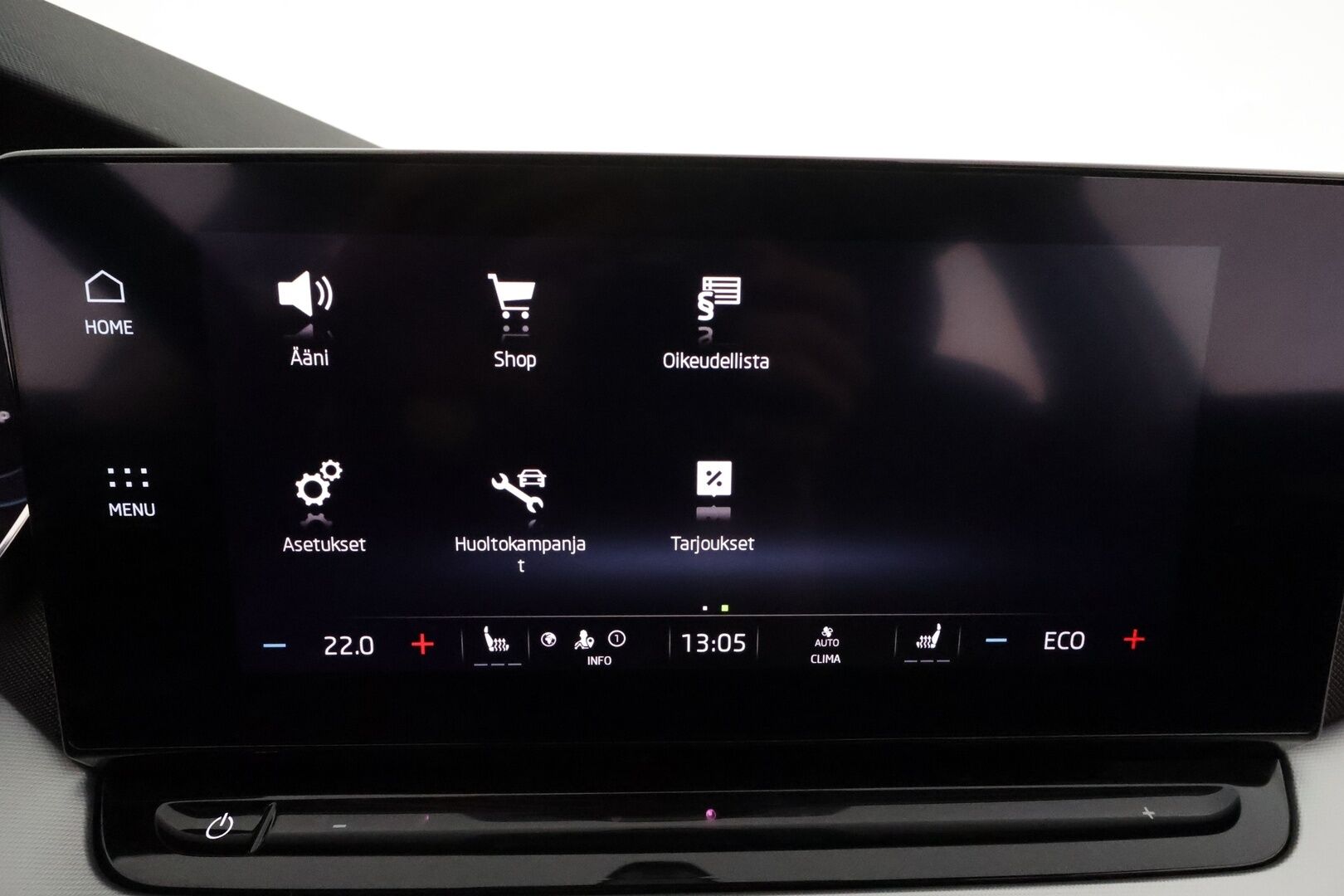 Skoda Octavia 2021 Combi 1.4 TSI PHEV Style iV DSG Autom. ** Webasto / Adapt.Vakkari / Matrix-LED / P.Kamera / Canton / Muistipenkki ** - 2x Latauskaapelit / Kahdet renkaat / Akku Kuntotarkistettu!