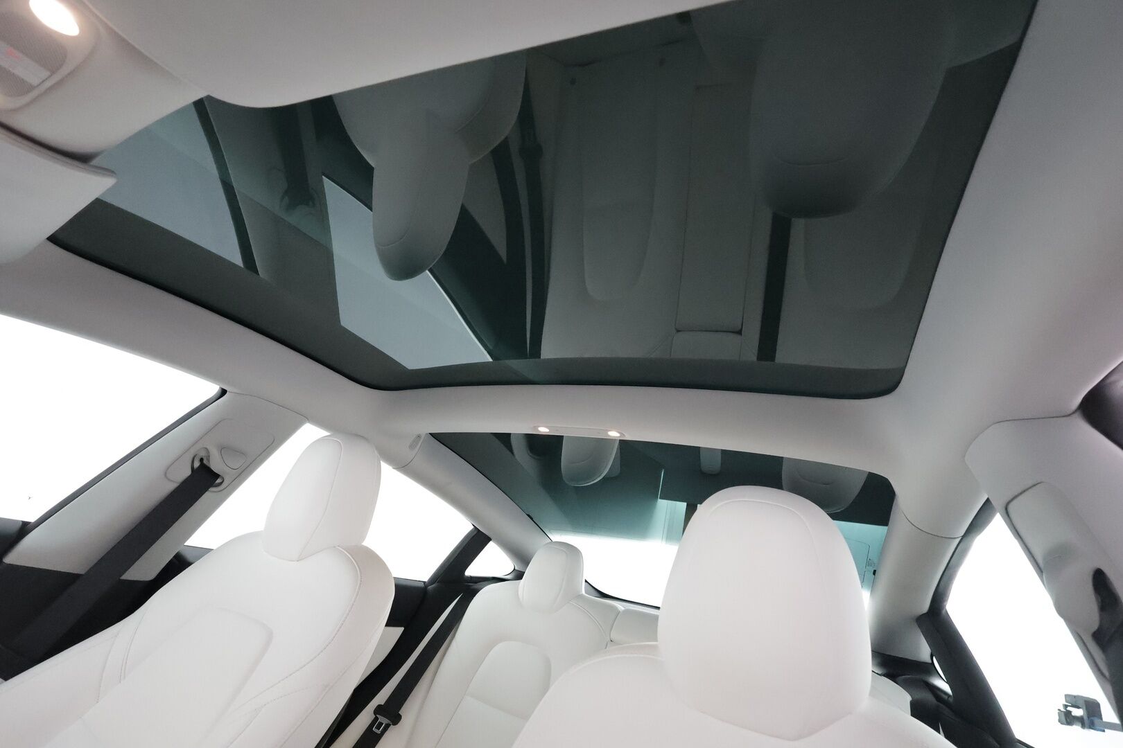 Tesla Model 3 2019 Standard Range ** Adapt.vakkari / P.kamera / Vaalea nahkasisusta / Lasikatto / Muistipenkki / Premium kaiuttimet