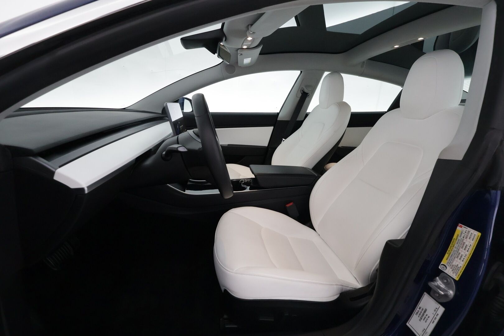 Tesla Model 3 2019 Standard Range ** Adapt.vakkari / P.kamera / Vaalea nahkasisusta / Lasikatto / Muistipenkki / Premium kaiuttimet