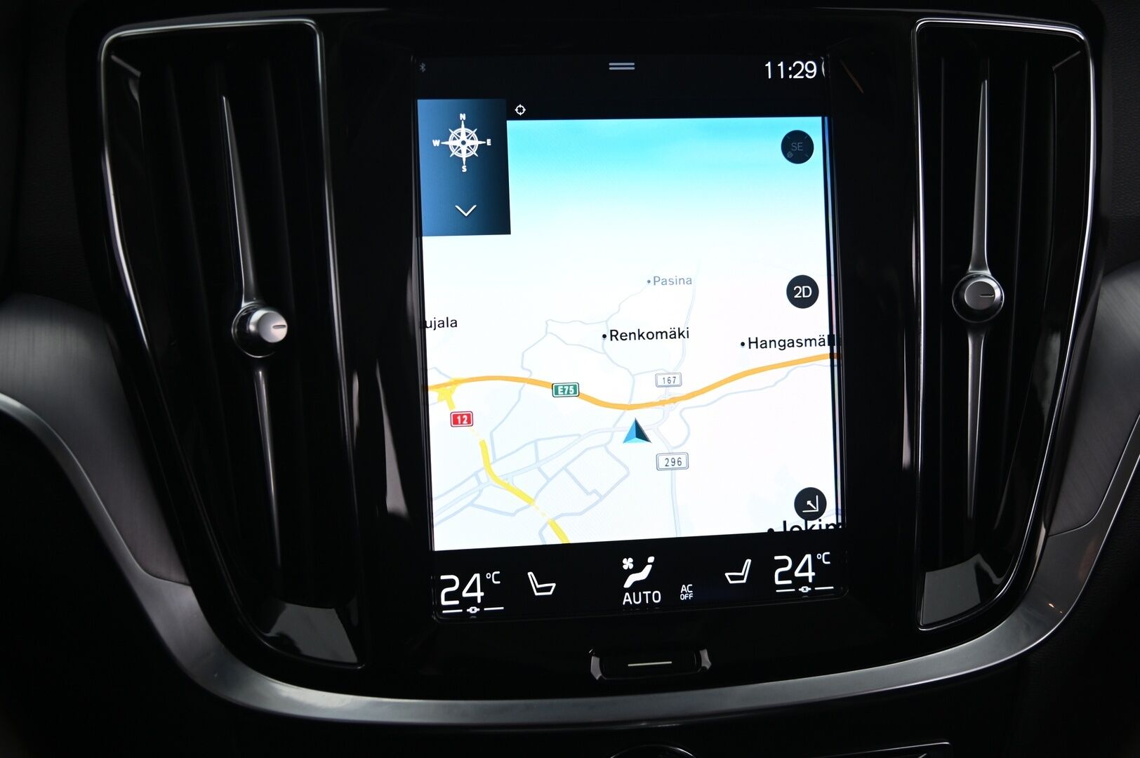 Volvo V60 Cross Country 2021 B4 AWD D-MHEV aut *Pa-lämmitin / Koukku / Voc / Kessy / Vakkari / Led* - Todella hyvät Nastarenkaat / Jakohihna tehty 06/2025 / Lämpöratti / Penkinlämmittimet edessä ja takana