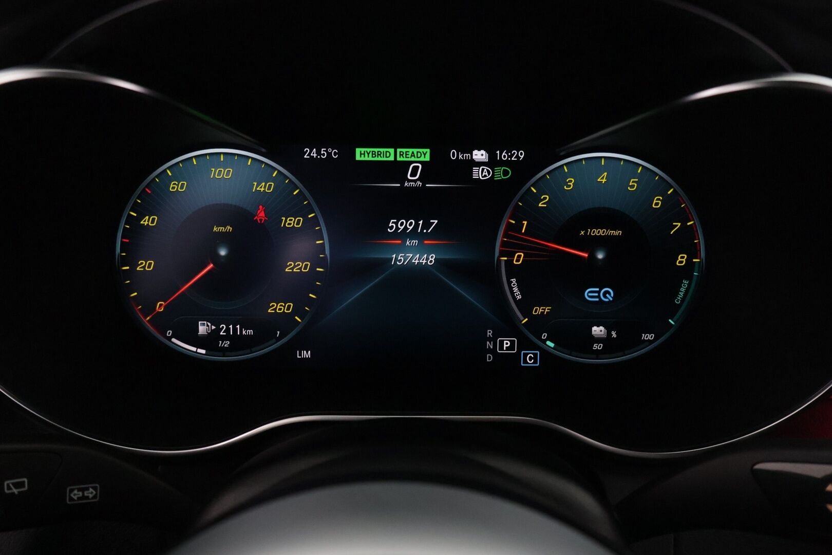 MERCEDES-BENZ C 2021 300 e T A Business AMG Night Edition EQ Power / ALV / Vakkari / Multibeam LED / P-kamera / Koukku / Sporttipenkit / Navi - Näyttävä farmari / Kattavat varusteet / Edulliset käyttökulut