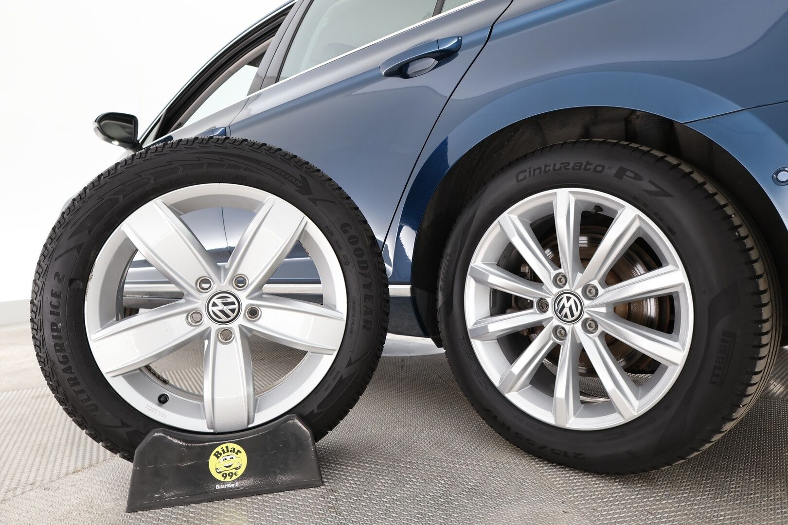 VOLKSWAGEN PASSAT 2020 Variant GTE Plug-In Hybrid DSG-aut. Webasto / ACC / Koukku / Kamera / Lane Assist / Apple&Android - Kahdet OEM vanteet / Viimeisin huolto 2 / 26