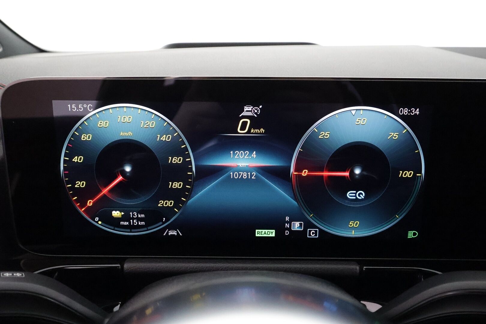 Mercedes-Benz EQA 2022 350 4MATIC Business AMG Line - | Distronic+ | Lisälämmitin | Koukku | HUD | Panorama | Widescreen | LED | 360-Kamera | Muistipenkit | Keyless | Kahdet Renkaat |