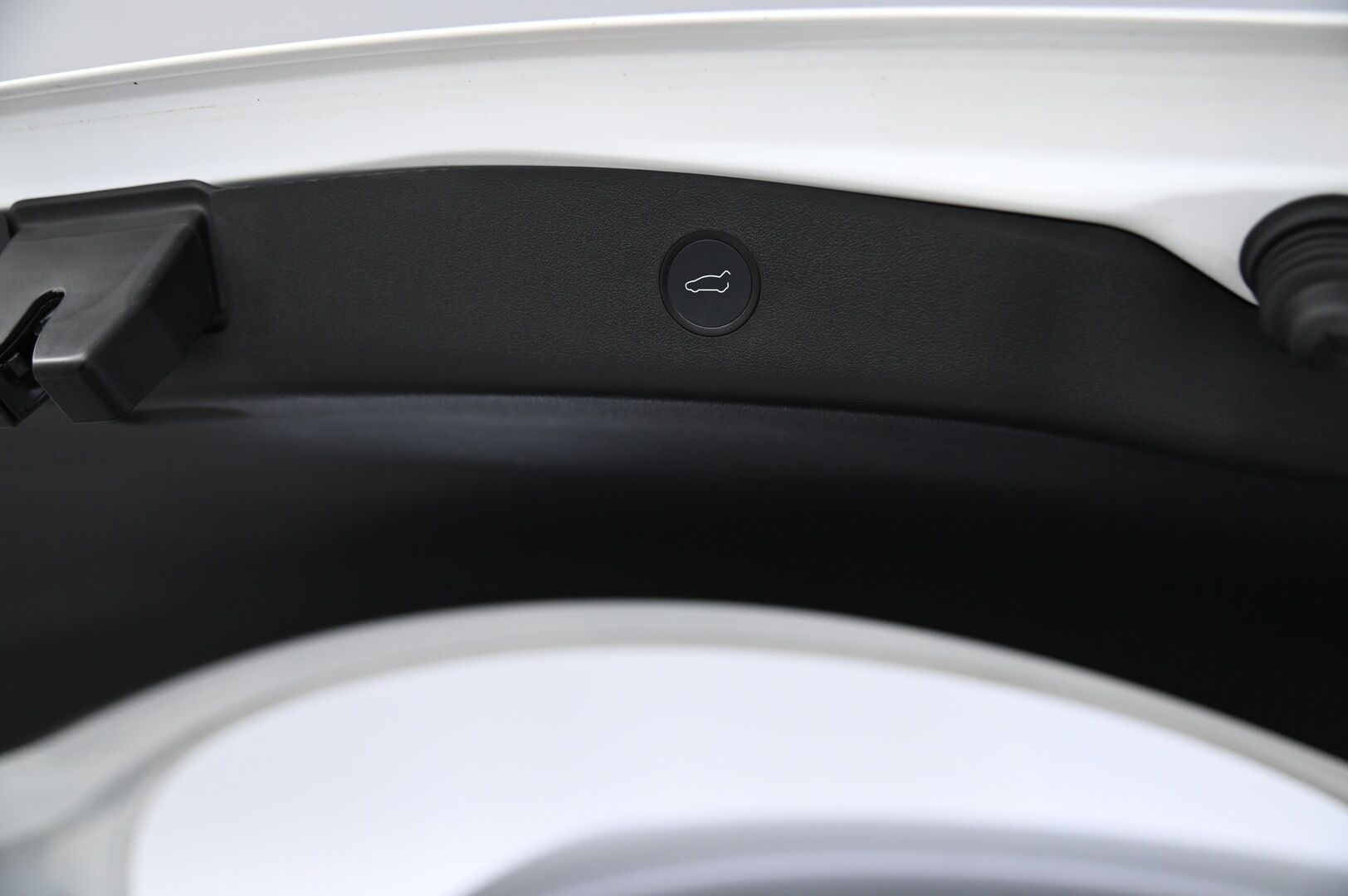 Tesla Model 3 2021 Tesla Model 3 Performance *Lasikatto / ILP / ACC / Matrix / Premium Audio * - 2x Latauskaapelit / Nahkasisusta / 2x Avain / Langaton Lataus - HULLU BLACKWEEK KORKOTARJOUS 2,49%