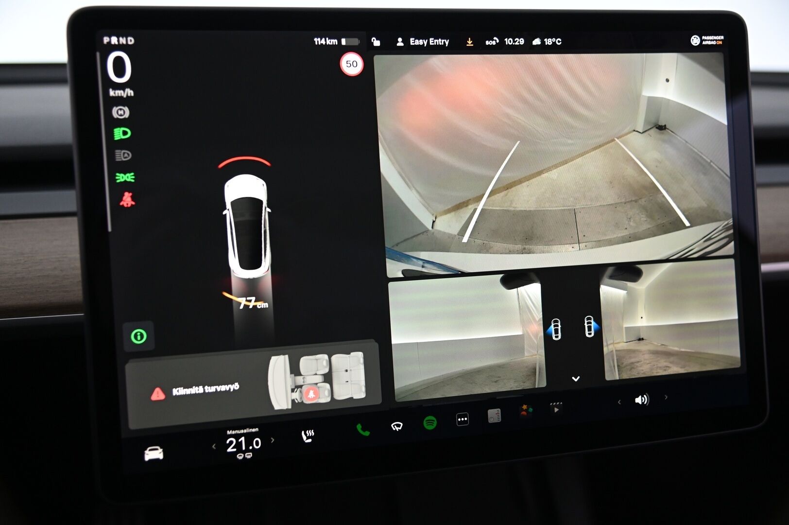 Tesla Model 3 2021 Tesla Model 3 Performance *Lasikatto / ILP / ACC / Matrix / Premium Audio * - 2x Latauskaapelit / Nahkasisusta / 2x Avain / Langaton Lataus - HULLU BLACKWEEK KORKOTARJOUS 2,49%