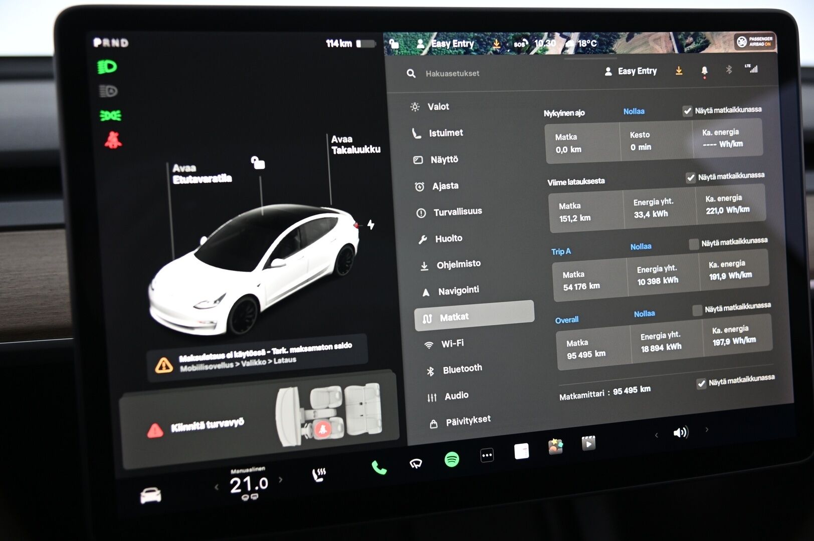 Tesla Model 3 2021 Tesla Model 3 Performance *Lasikatto / ILP / ACC / Matrix / Premium Audio * - 2x Latauskaapelit / Nahkasisusta / 2x Avain / Langaton Lataus - HULLU BLACKWEEK KORKOTARJOUS 2,49%