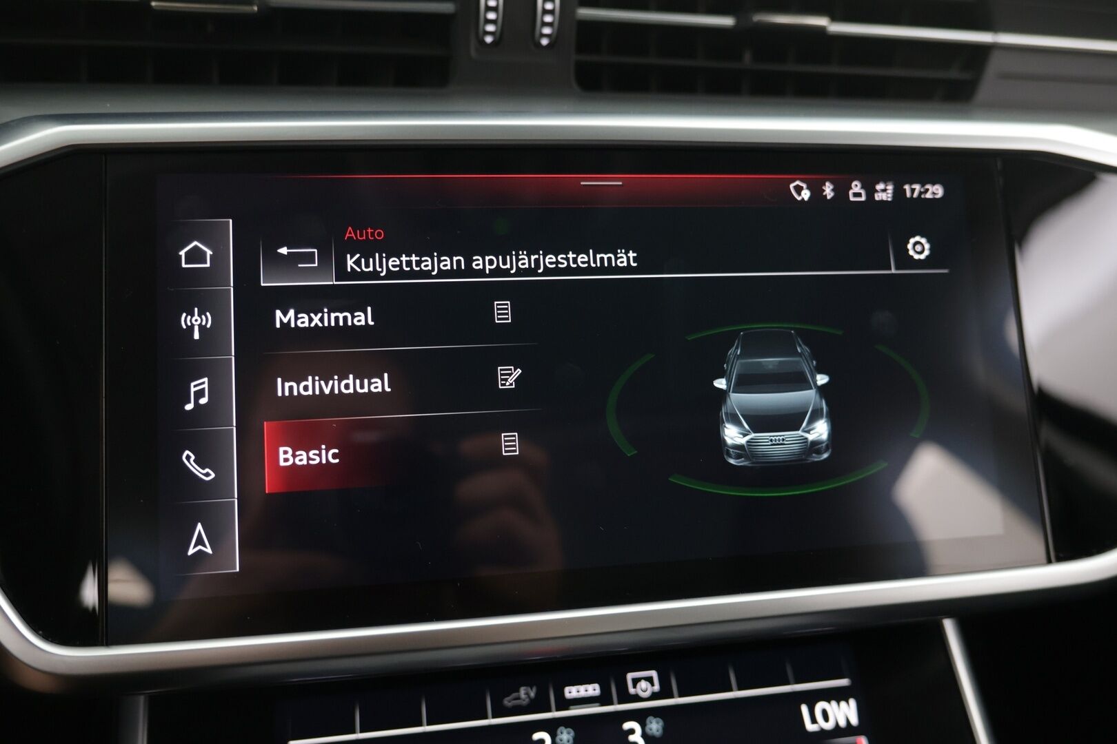 Audi A6 2021 Avant Business Sport S-Line 55 TFSI e quattro S-tronic - | ACC | P-kamera | Sporttipenkit | Koukku | Lasikattoluukku | Nahka-alcantara -sisusta | Keyless | 2x aluvanteet |