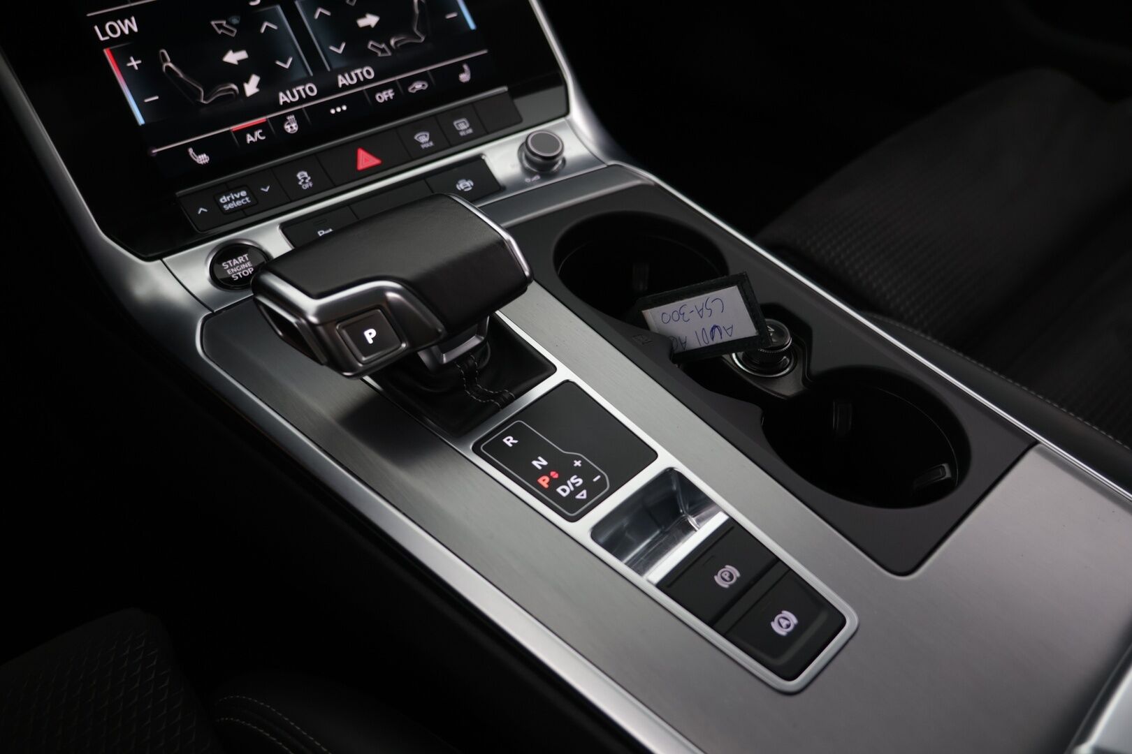 Audi A6 2021 Avant Business Sport S-Line 55 TFSI e quattro S-tronic - | ACC | P-kamera | Sporttipenkit | Koukku | Lasikattoluukku | Nahka-alcantara -sisusta | Keyless | 2x aluvanteet |