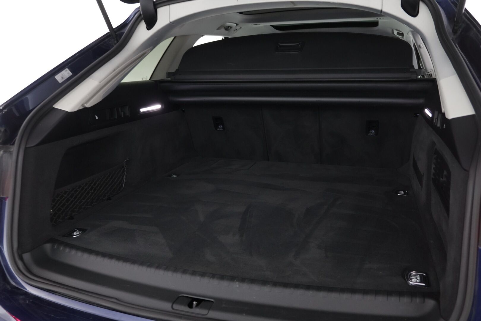 Audi A6 2021 Avant Business Sport S-Line 55 TFSI e quattro S-tronic - | ACC | P-kamera | Sporttipenkit | Koukku | Lasikattoluukku | Nahka-alcantara -sisusta | Keyless | 2x aluvanteet |