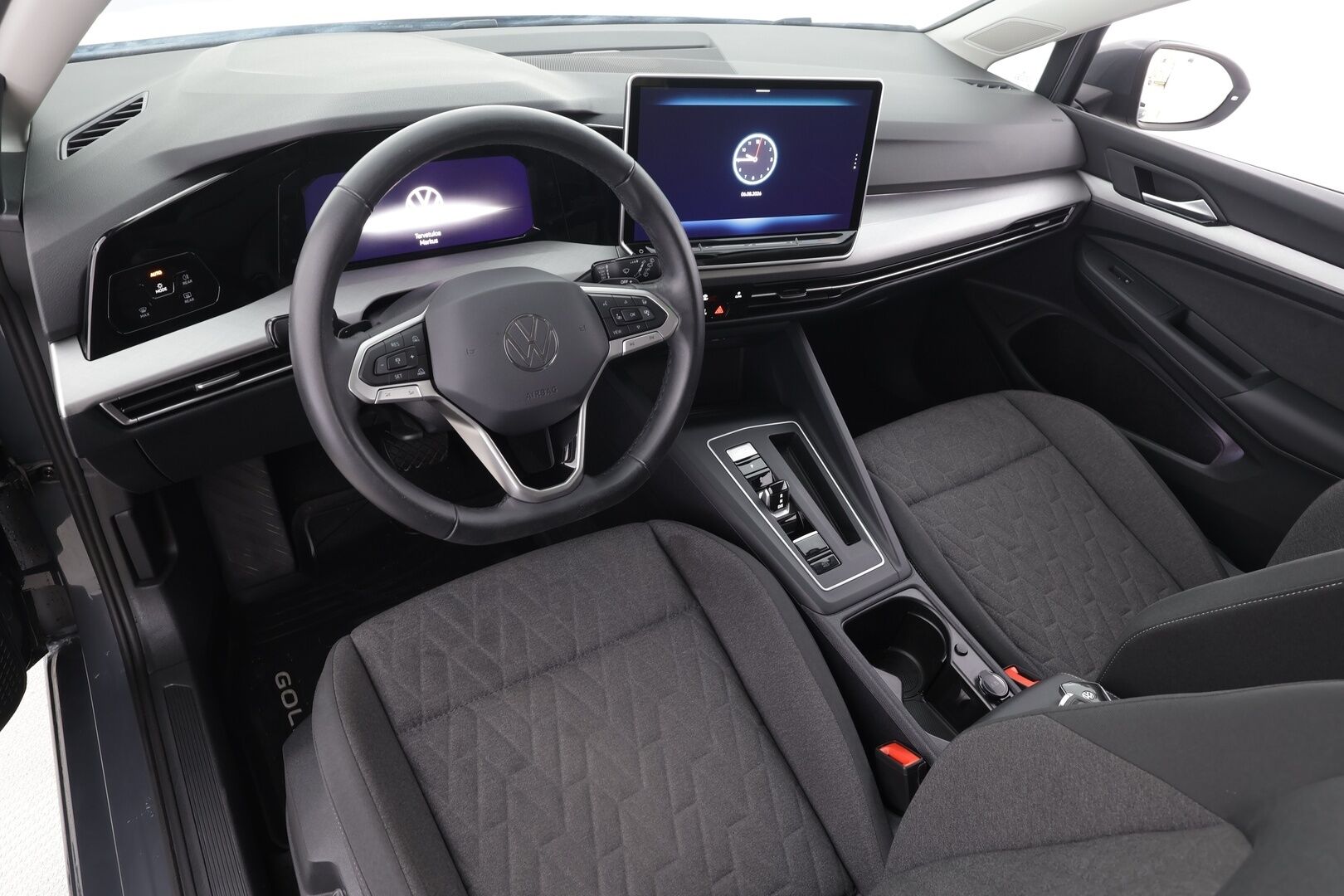 Volkswagen Golf 2025 Variant Comfort Edition 1,5 eTSI 85 kW (MHEV) DSG-automaatti - | ACC | Webasto | Koukku | LED | P.Kamera | Ratinlämmitys | Navi | Digimittaristo | Apple&Android | 1.Om Suomi-auto | Kahdet Renkaat |