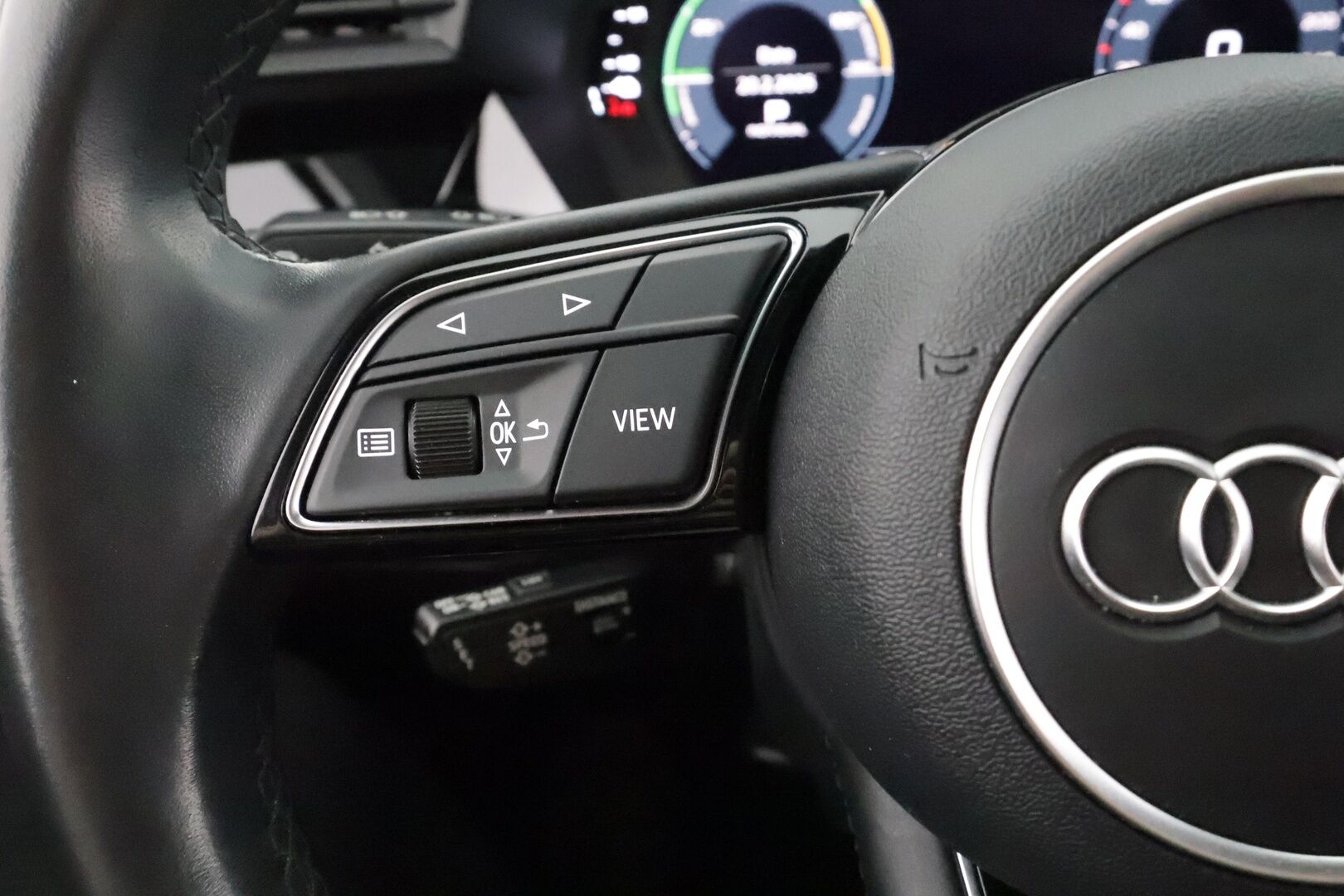 Audi A3 2021 Sportback 45 TFSI e 180kW ultra S tronic - LED | ACC | P.tutka | Navi | Kaistavahti | Sportpenkit | DIgimittaristo