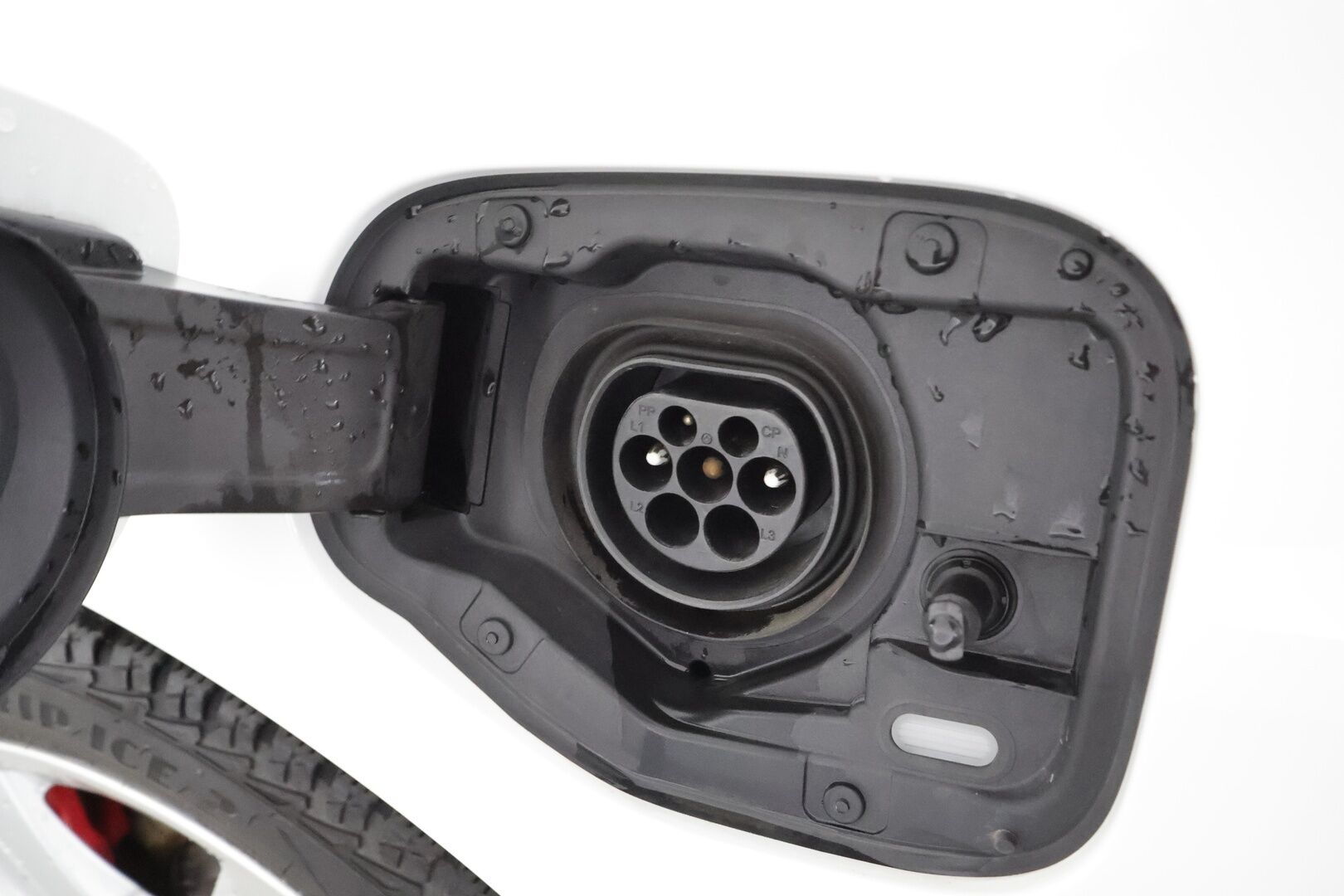 Audi A3 2021 Sportback Business 1,4 TFSI COD 110 kW ultra S tronic * LED / ACC / P.tutka / Navi / Kaistavahti / Sportpenkit * - 2x Latauskaapelit 