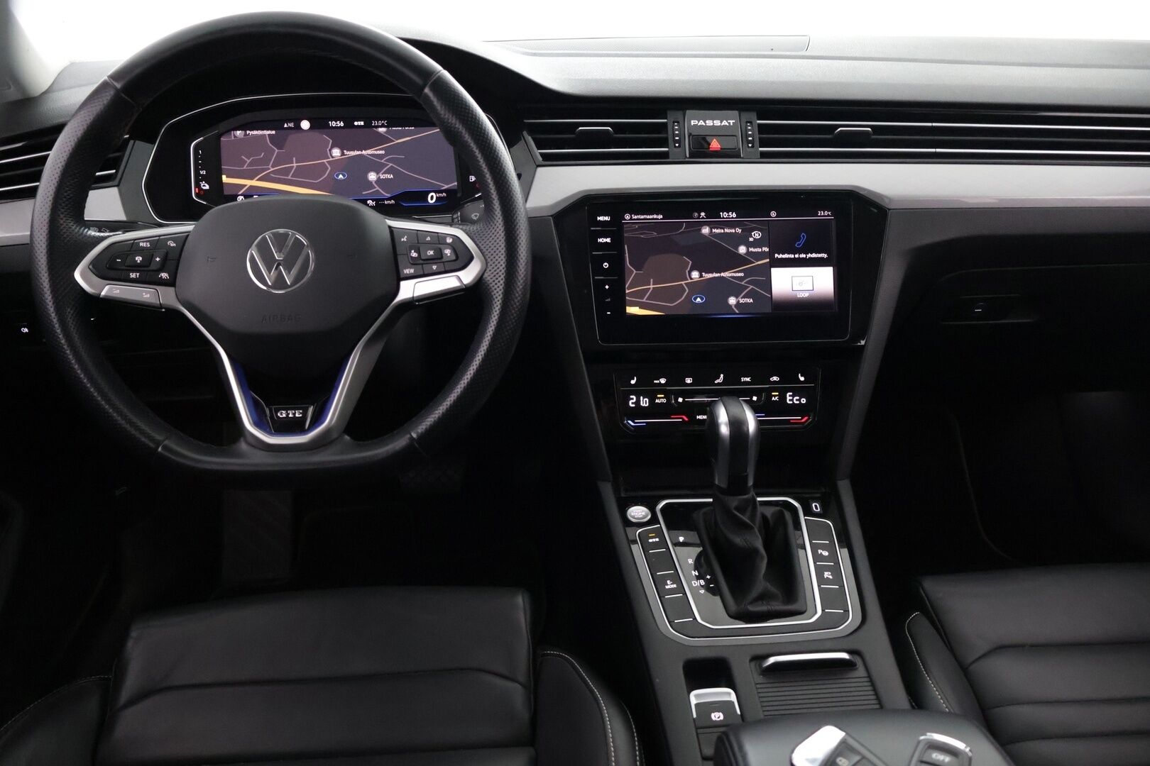 Volkswagen Passat 2021 Variant GTE Plug-In Hybrid 160 kW DSG-Aut. - Digimittari | Webasto | 360 Kamera | Navi | Koukku | ACC | Ergo-penkit | IQ Matrix LED | Hieronta kuljettajalla | SOH 90,3%