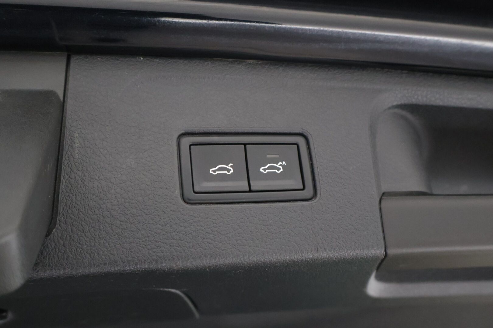 Volkswagen Passat 2021 Variant GTE Plug-In Hybrid 160 kW DSG-Aut. - Digimittari | Webasto | 360 Kamera | Navi | Koukku | ACC | Ergo-penkit | IQ Matrix LED | Hieronta kuljettajalla | SOH 90,3%