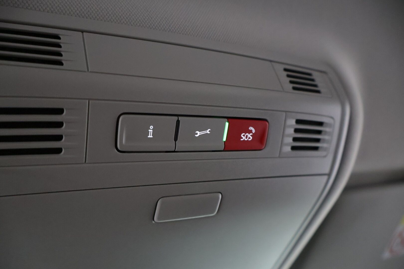 Volkswagen Passat 2021 Variant GTE Plug-In Hybrid 160 kW DSG-Aut. - Digimittari | Webasto | 360 Kamera | Navi | Koukku | ACC | Ergo-penkit | IQ Matrix LED | Hieronta kuljettajalla | SOH 90,3%