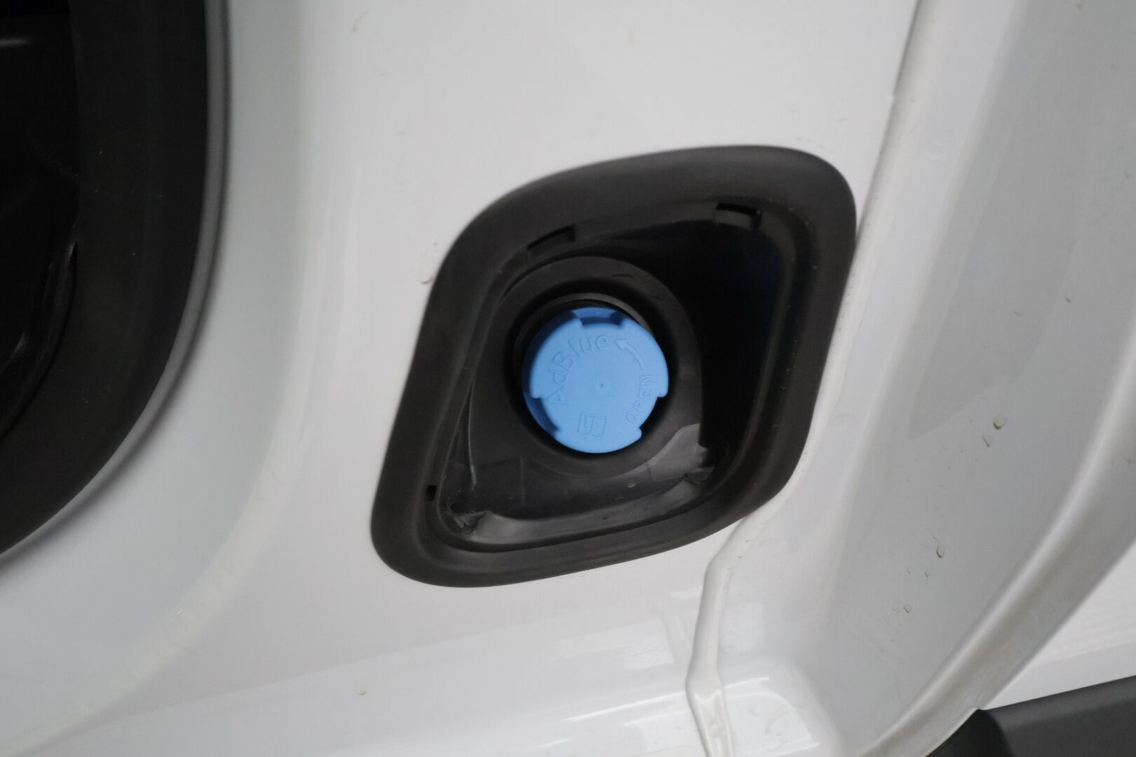 Toyota Proace 2024 2.0D L2 145 Base - 1.OM Suomi-auto | ACC | P.Kamera | Kaistavahti | BT*1.OM Suomi-auto | Kahdet renkaat | Facelift | Webasto | P.Tutka | Vakkari  Ratti&Penkinlämmittimet / Bluetooth / Kaistavahti *