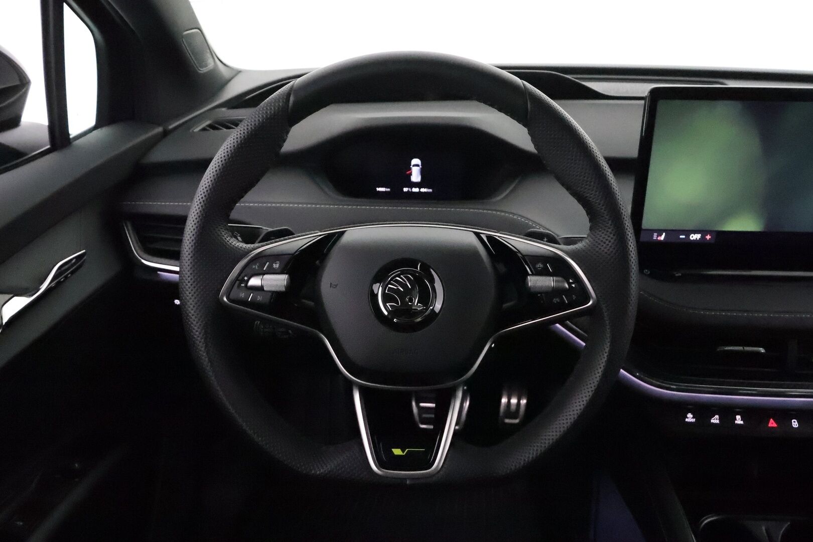 Skoda Enyaq 2025 85x 4x4 RS *Panorama / ILP / Canton / HUD / Ilmastoidut penkit / ACC / Matrix LED / Koukku* - Huippuvarusteet! / 1-om. Suomi-auto / Akuston esilämmitys / 360 Kamera / Kahdet renkaat aluvanteilla