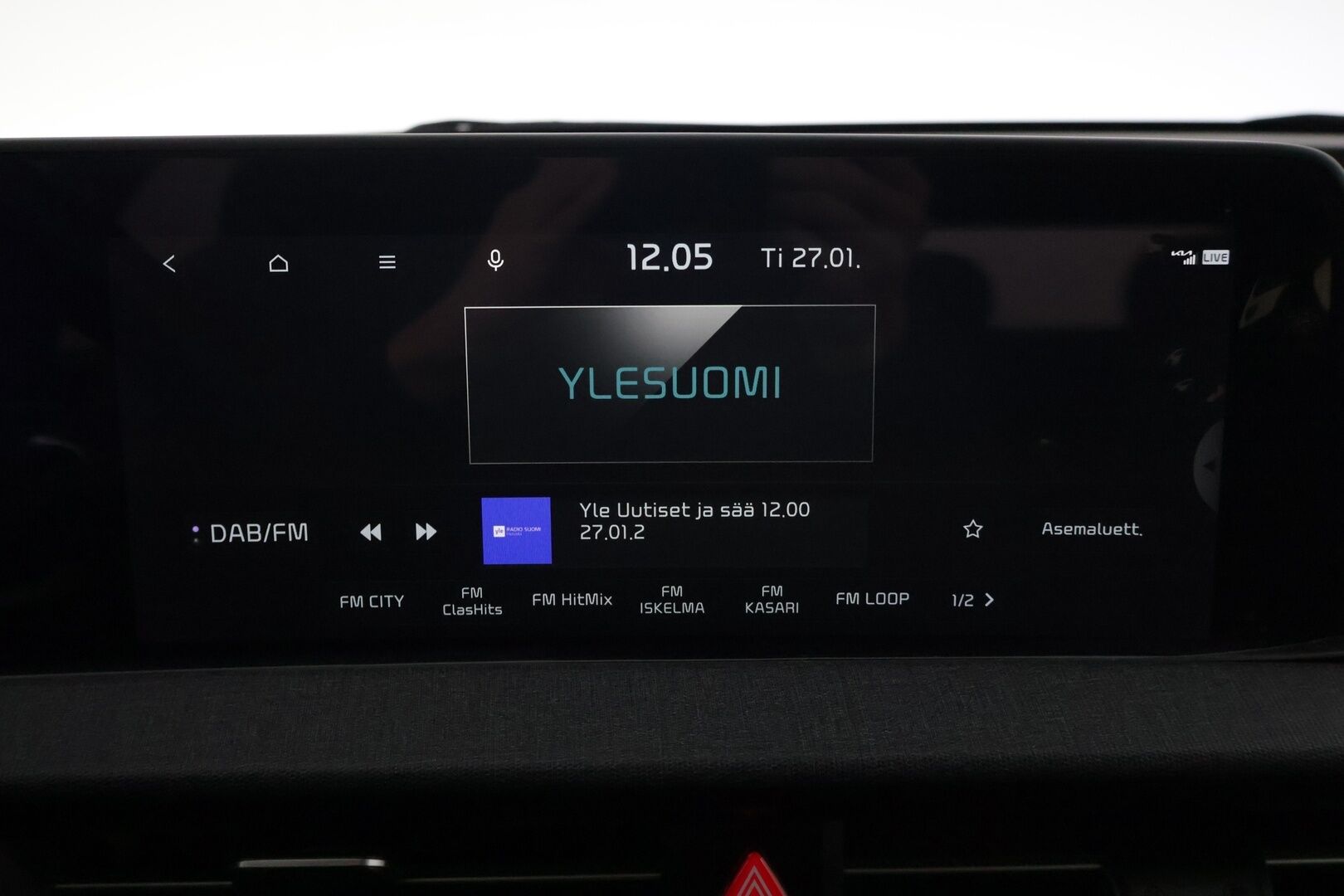 Kia EV6 2022 RWD 77 kWh 229 hv * Lämpöpumppu / Kuljettajan sähkösäätöinen muistipenkki / ACC / KeylessGo / LED-ajovalot / Puolinahkapenkit * - Merkkihuollettu / 2x Vanteet Ja Todella Hyvät Renkaat / ILP