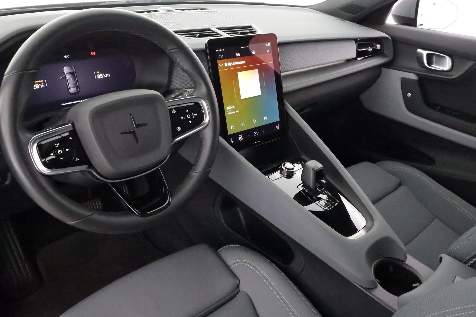 Polestar 2 2022 Long Range Dual Motor, 300kW, 78kWh - | ACC | Koukku | ILP | Pixel-LED | Lasikatto | H/K | 360-Kamera | Muistipenkki | Keyless | Apple&Android | Merkkihuollettu | Kahdet Renkaat |