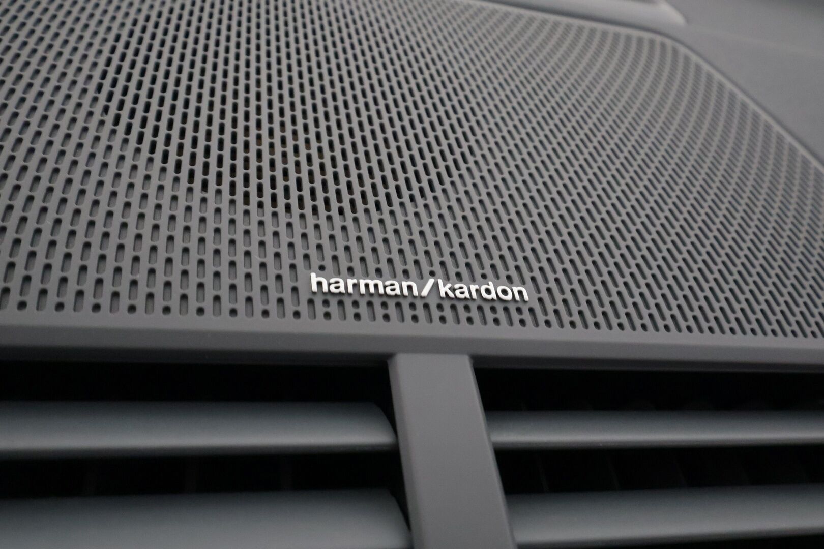 Polestar 2 2022 Long Range Dual Motor, 300kW, 78kWh - | ACC | Koukku | ILP | Pixel-LED | Lasikatto | H/K | 360-Kamera | Muistipenkki | Keyless | Apple&Android | Merkkihuollettu | Kahdet Renkaat |