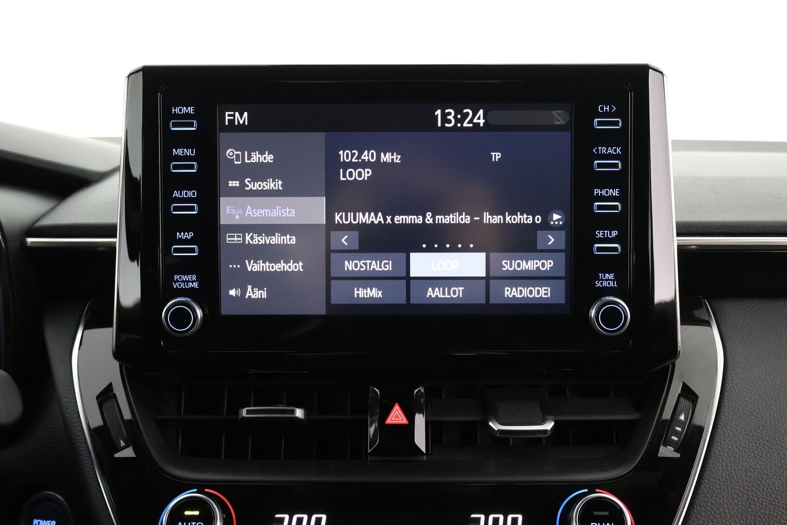 Toyota Corolla 2022 Touring Sports 1,8 Hybrid Active - | ACC | Koukku | P.kamera | HUD | LED | Ratinlämmitin |