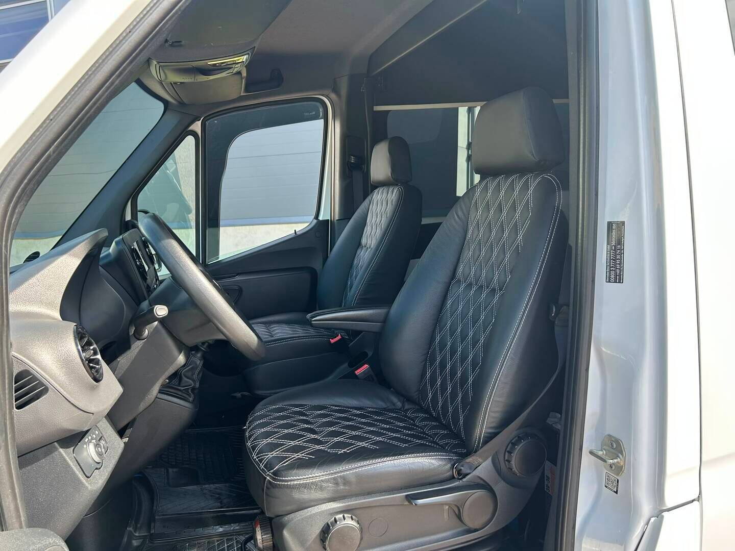 Mercedes-Benz Sprinter 2022 Sprinter pitkä A3 Matkailuauto (SA) 5ov 1950cm3 - ALV | 2+3 | Eristetty välitila | Isofix | Timanttitikatut-penkit | Invertteri | 360 kamera | Navi | Kylkiputket | Vetokoukku 
