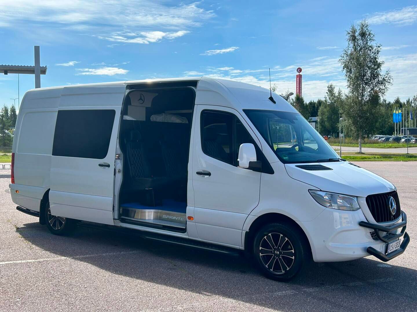 Mercedes-Benz Sprinter 2022 Sprinter pitkä A3 Matkailuauto (SA) 5ov 1950cm3 - ALV | 2+3 | Eristetty välitila | Isofix | Timanttitikatut-penkit | Invertteri | 360 kamera | Navi | Kylkiputket | Vetokoukku 