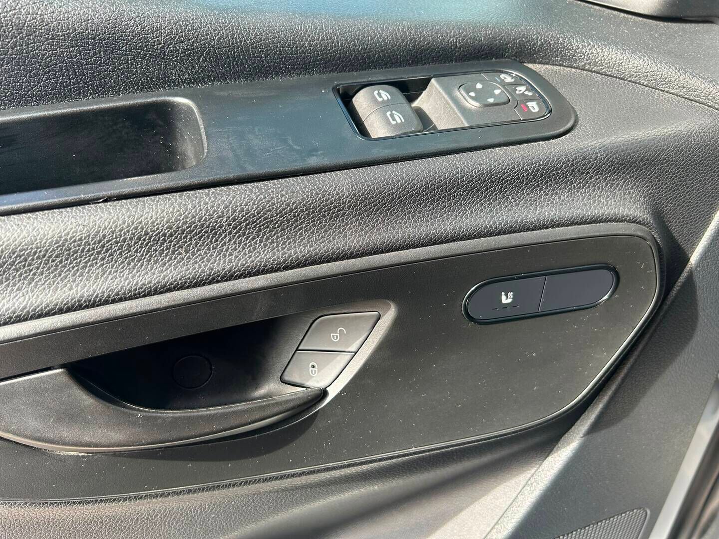 Mercedes-Benz Sprinter 2022 Sprinter pitkä A3 Matkailuauto (SA) 5ov 1950cm3 - ALV | 2+3 | Eristetty välitila | Isofix | Timanttitikatut-penkit | Invertteri | 360 kamera | Navi | Kylkiputket | Vetokoukku 