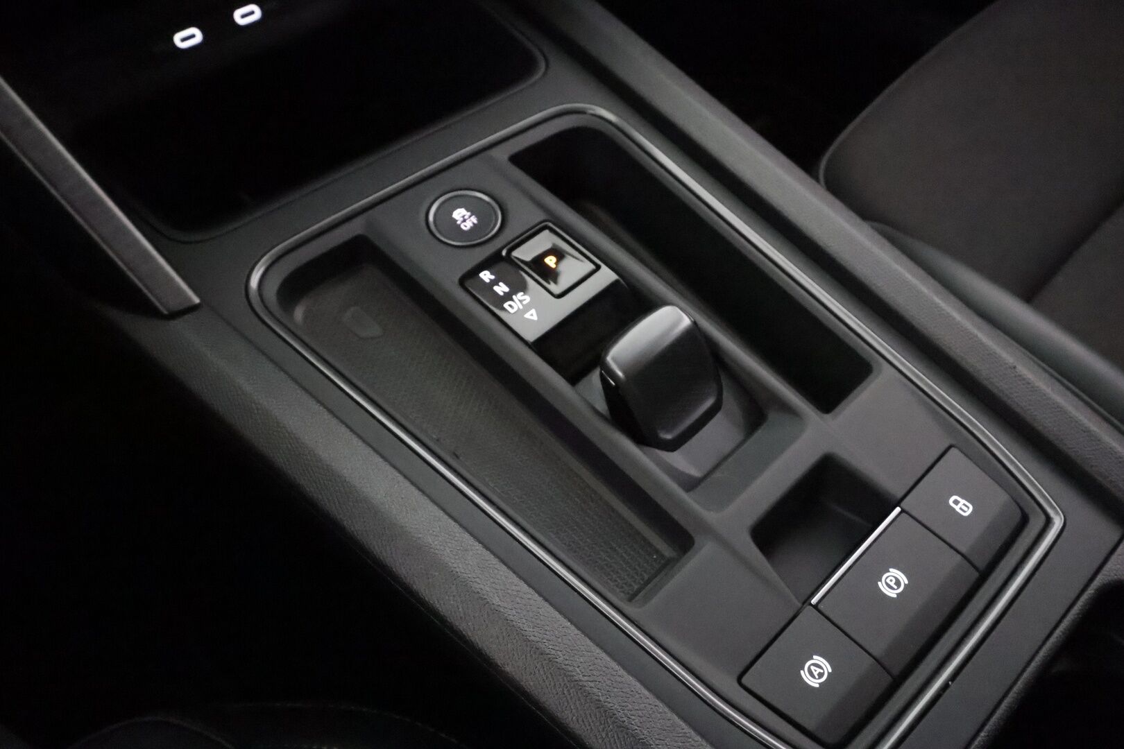 Cupra LEON SPORTSTOURER 2024 1,4 PHEV 180 kW e-HYBRID DSG - ACC | Puolinahat | DCC | Travel Assist | Side Assist | Kamera | Keyless | Sähk. takakontti | Lämm. ratti | Ambient light | 2x renkaat aluin 