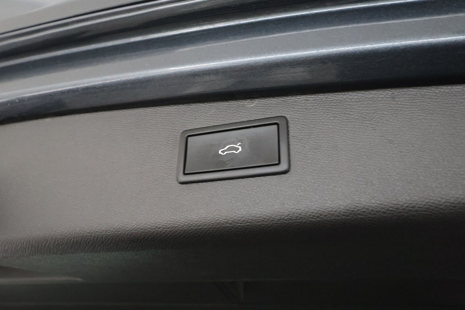 Cupra LEON SPORTSTOURER 2024 1,4 PHEV 180 kW e-HYBRID DSG - ACC | Puolinahat | DCC | Travel Assist | Side Assist | Kamera | Keyless | Sähk. takakontti | Lämm. ratti | Ambient light | 2x renkaat aluin 