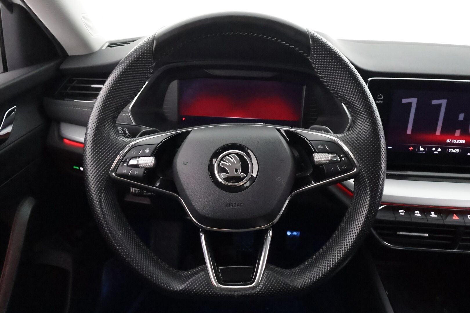 Skoda Octavia 2023 Combi 1.4 TSI PHEV Style iV DSG Autom. - | ACC | Webasto | Koukku | Matrix-LED | P.Kamera | Ratinlämmitys | Apple&Android | Kahdet Renkaat | Merkkihuollettu |