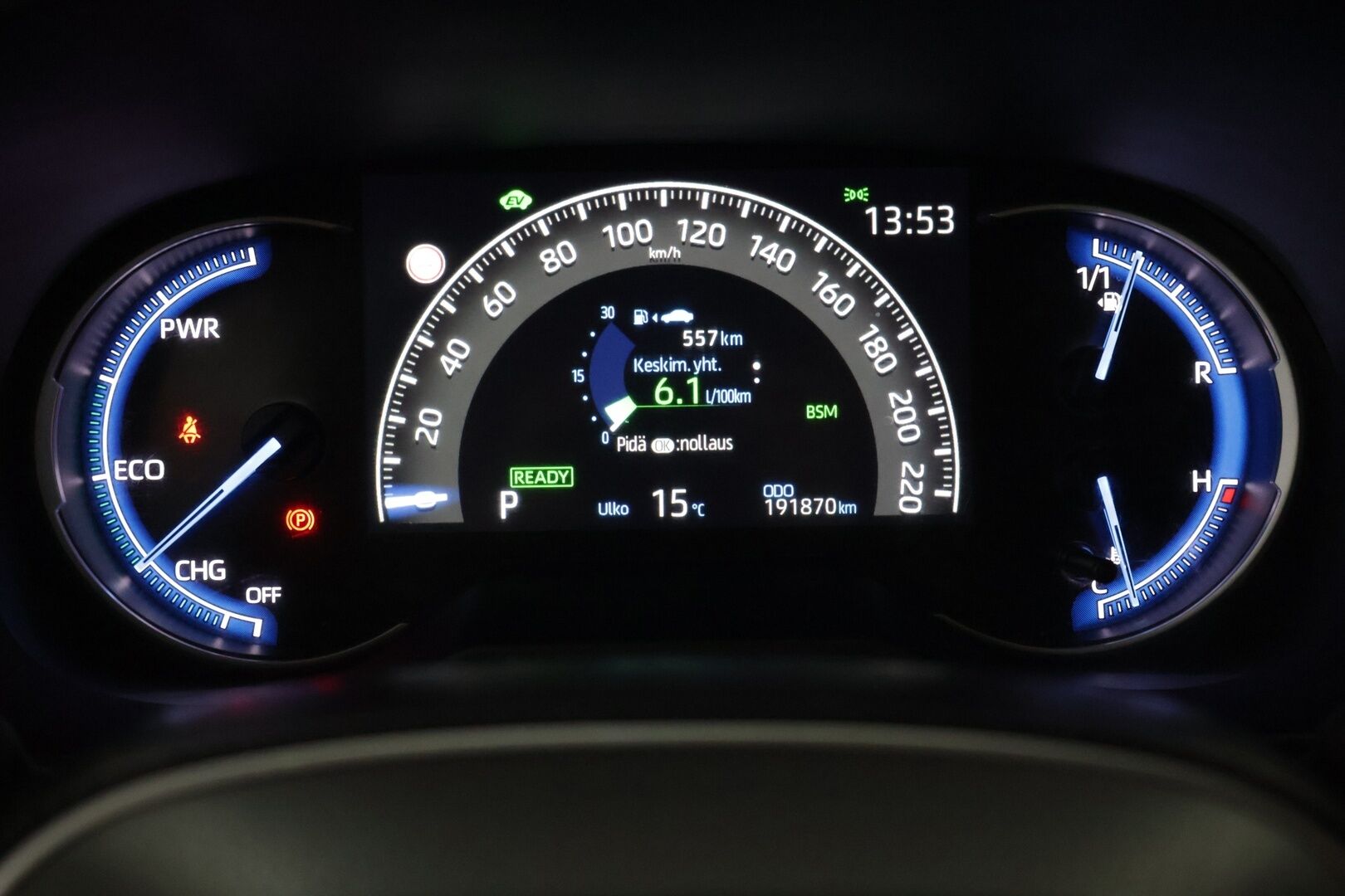 TOYOTA RAV4 2021 Hybrid 2,5 AWD-i Premium - ACC | Lohko | P-kamera | Nahkapenkit | Irroitettava koukku | BLIS | Muistipenkki | Ratinlämmitin | KeyLessGo | CarPlay | LED